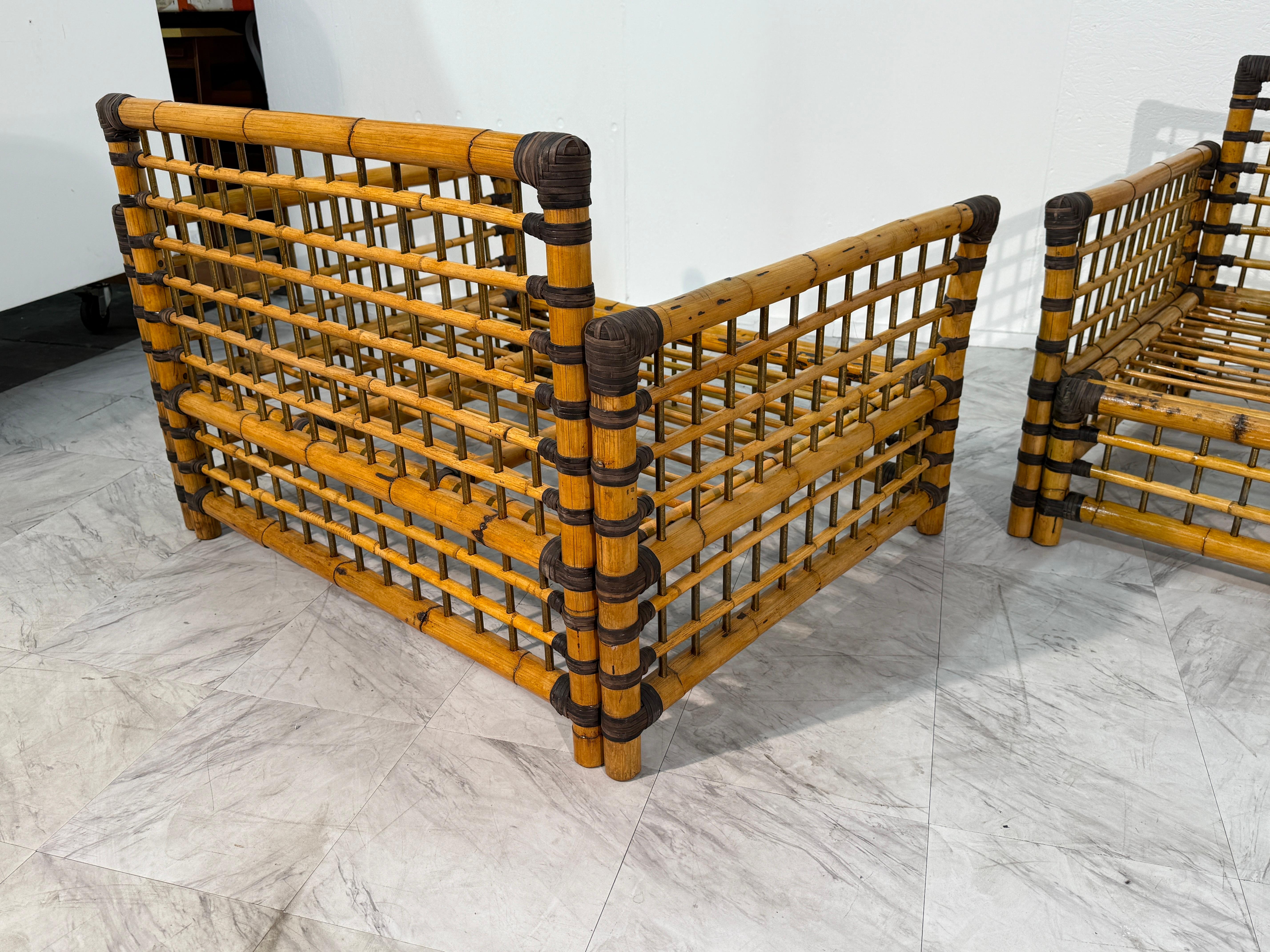 Paire de chaises longues italiennes en bambou et rotin, 1970 en vente 3