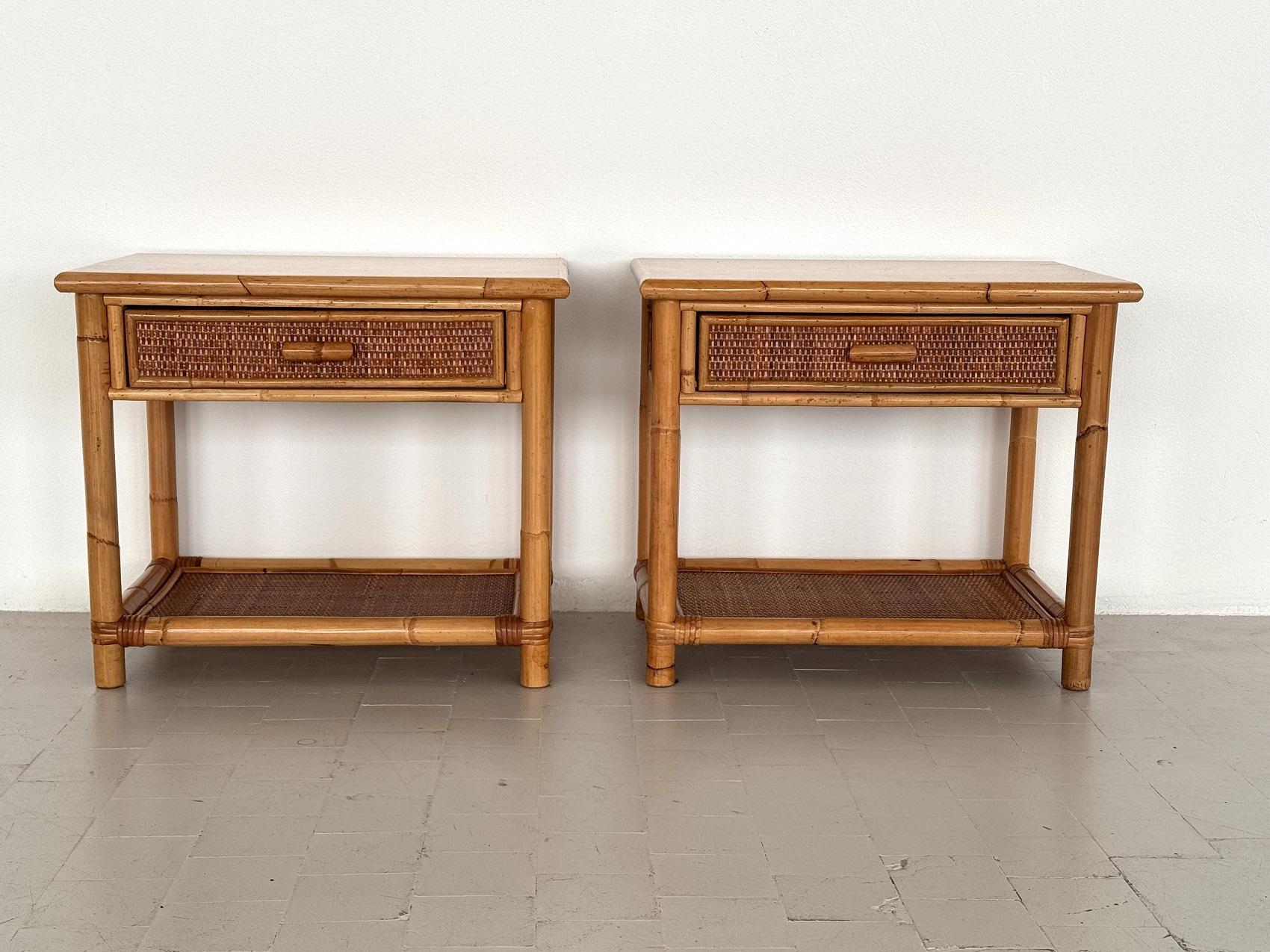 Mid-Century Modern Pair of Italian Bamboo and Wicker Bedside Tables with Drawer and Shelf, 1970s For Sale