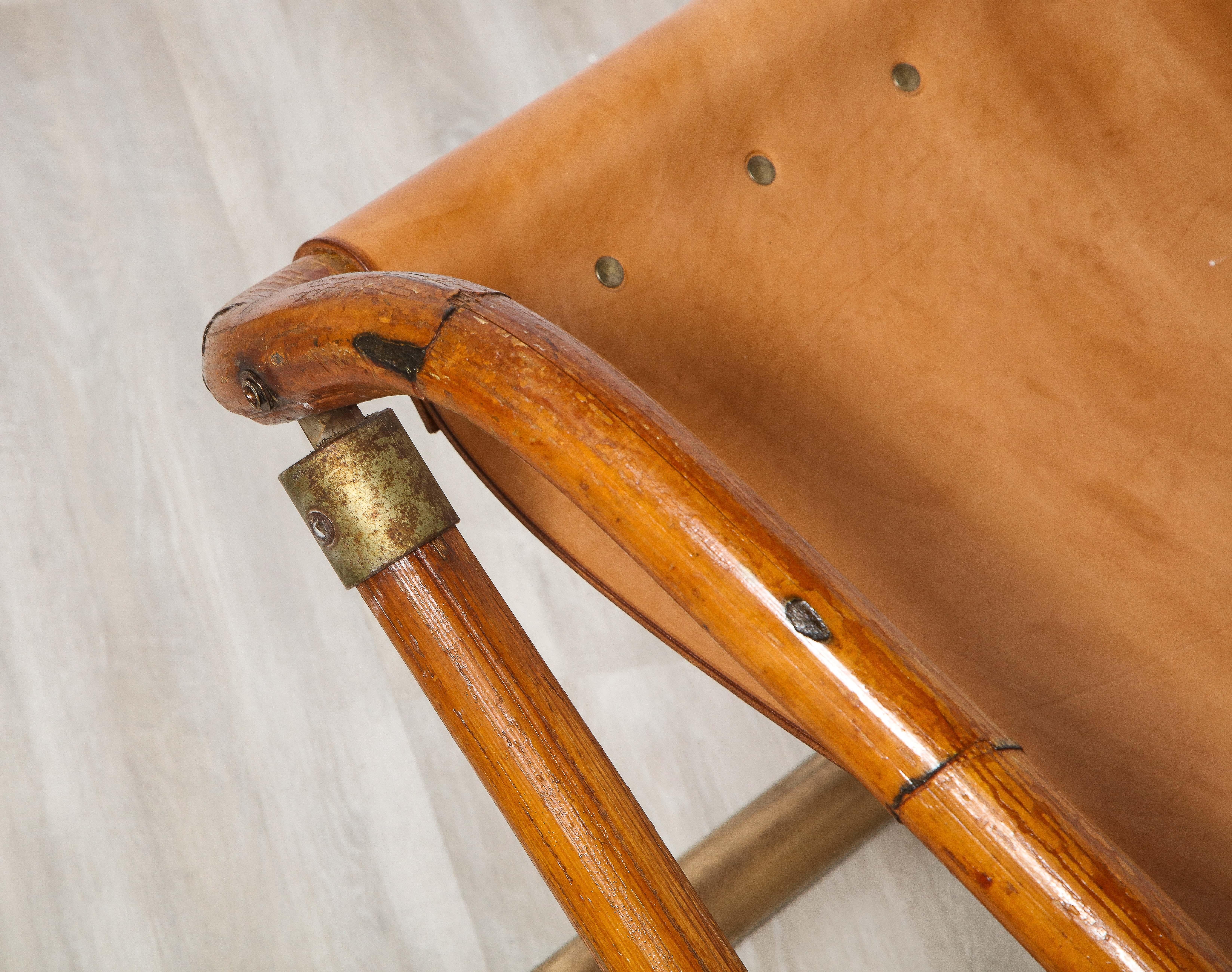 Chaises de campagne italiennes en bambou, cuir et laiton de Gianfranco Frattini, vers 1960 en vente 3