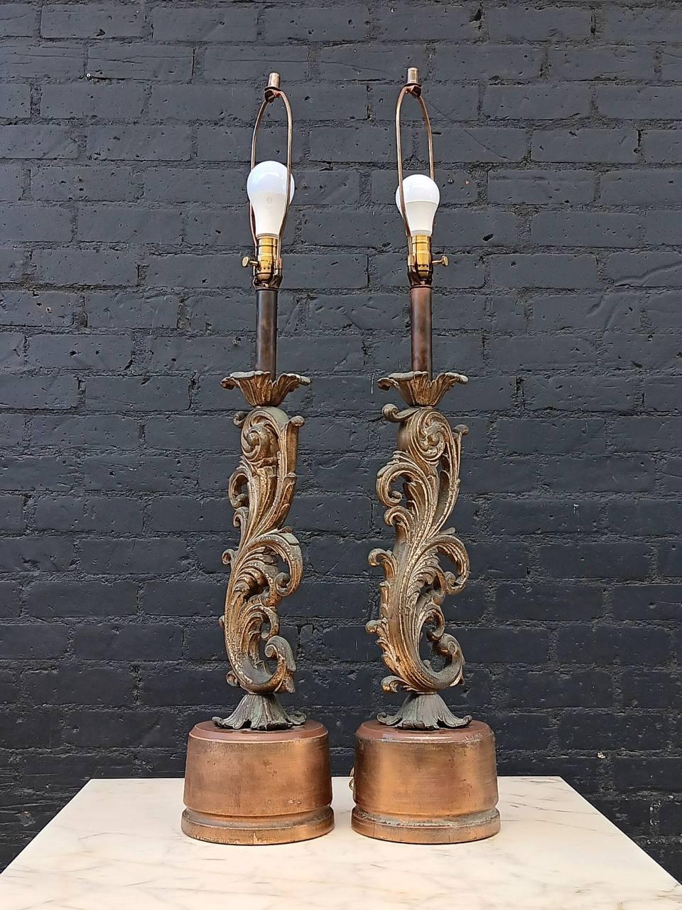 Pair of Italian Baroque Patinated Brass Table Lamps In Good Condition For Sale In Los Angeles, CA