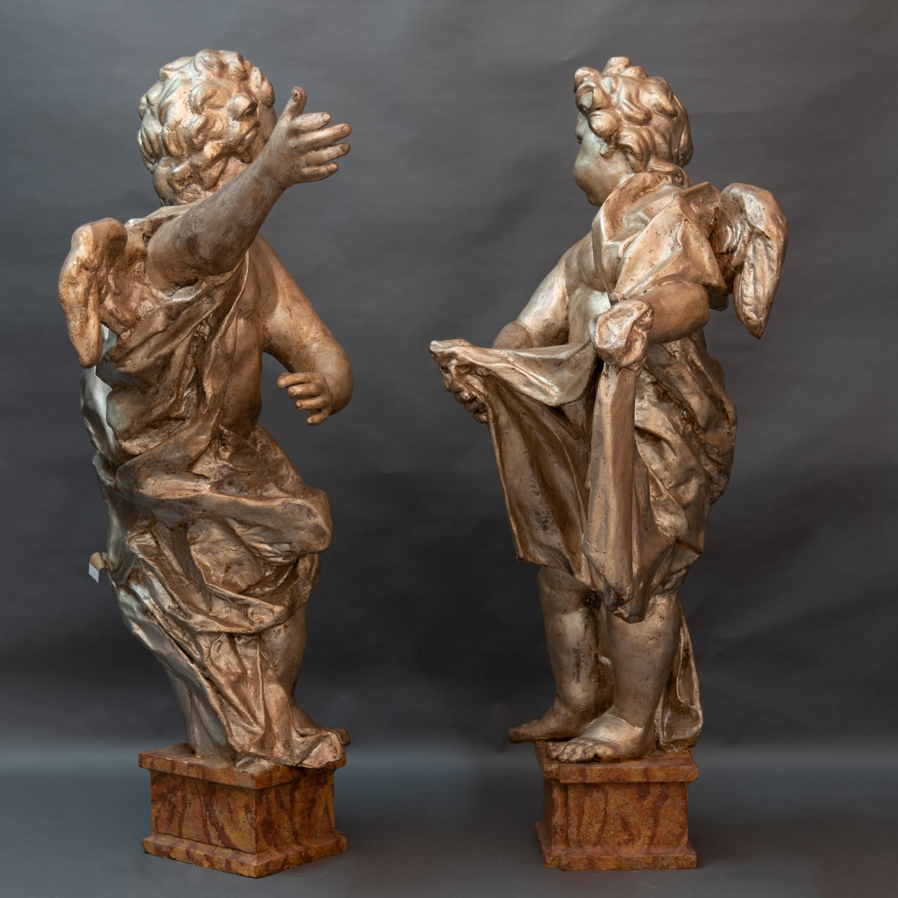 18th Century and Earlier Pair of Italian Baroque Sculptures Period Papier Mâché Angels