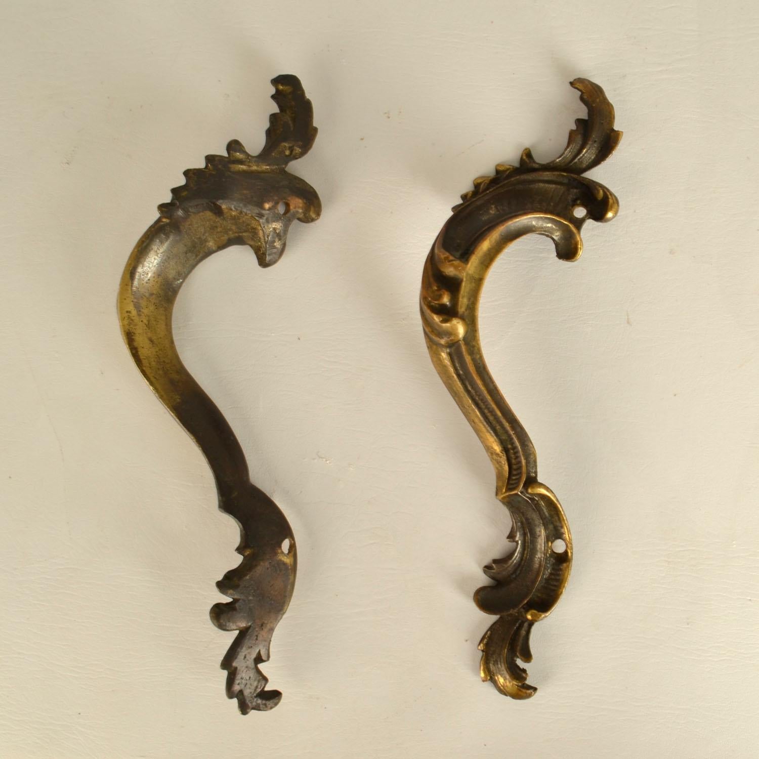 XIX secolo Double Pair of Italian Baroque Push Pull Bronze Door Handles in vendita