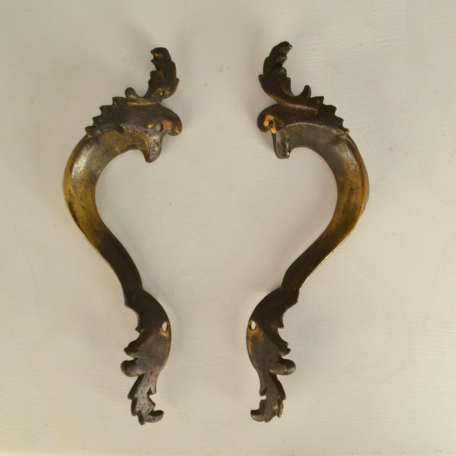 Bronzo Double Pair of Italian Baroque Push Pull Bronze Door Handles in vendita
