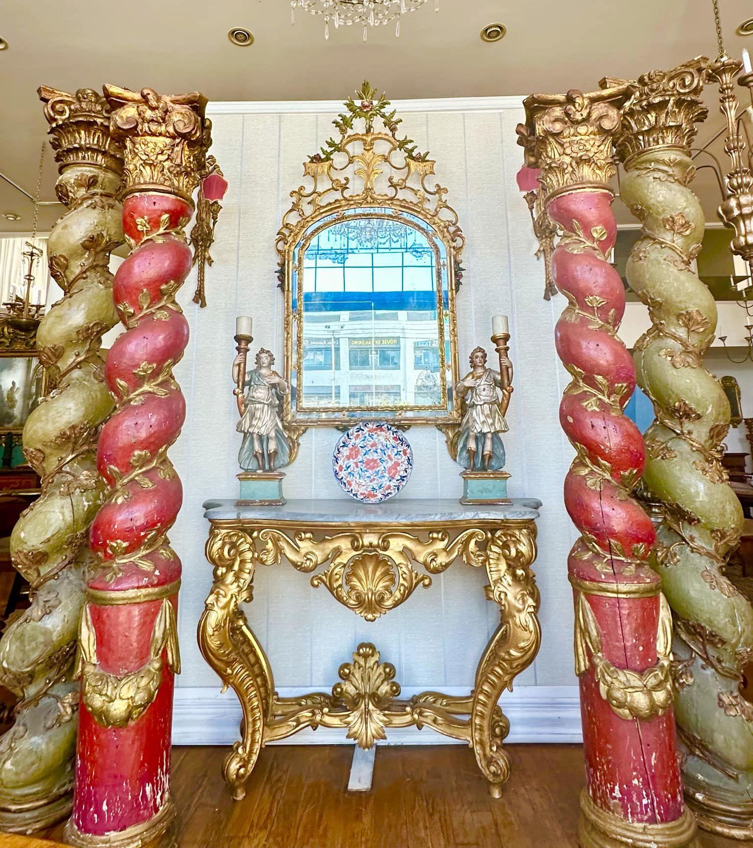 Paar italienische barocke Solomonic-Säulen im Stil des Barock – um 1700 im Angebot 3