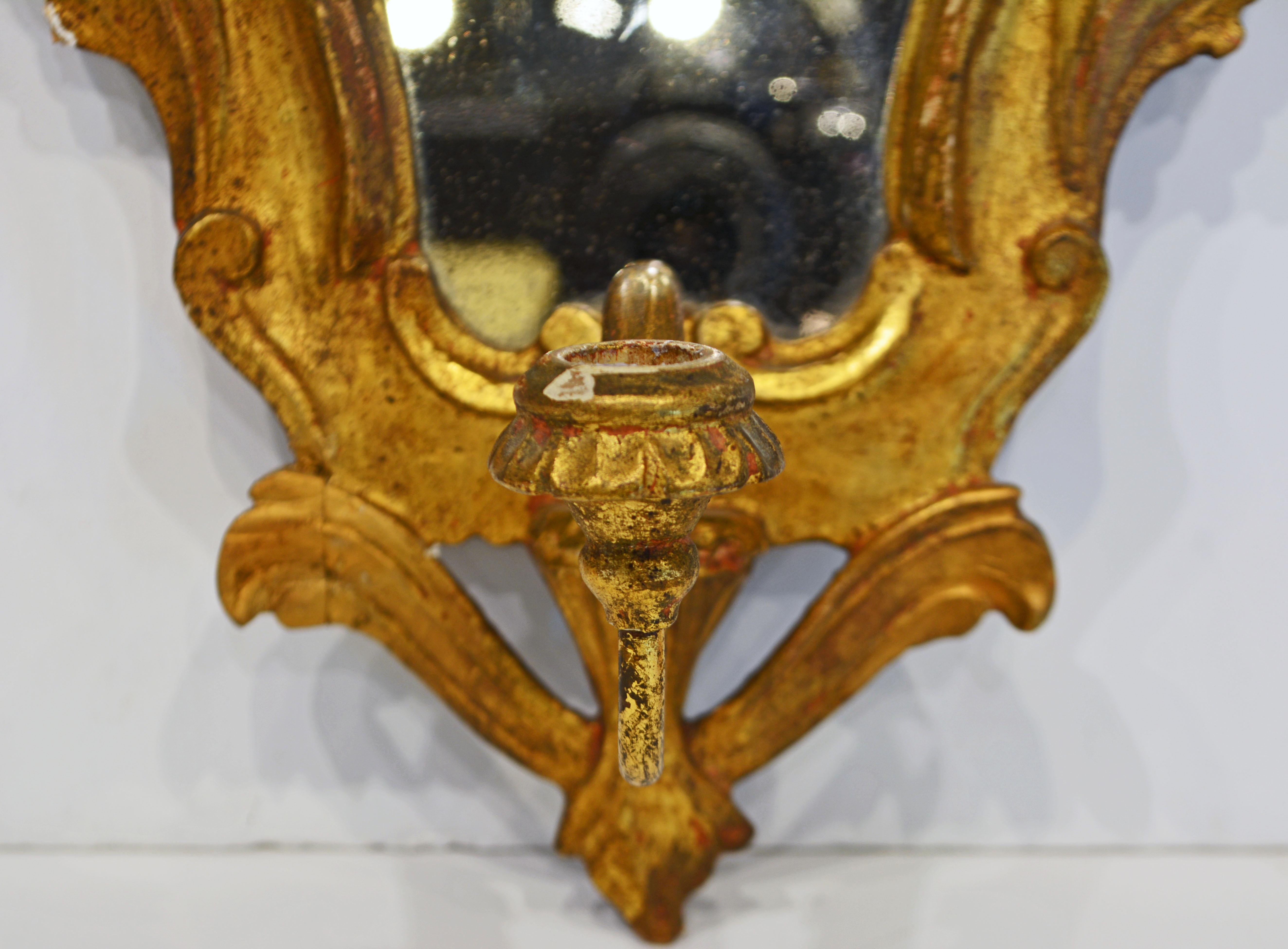Hand-Carved Pair of Italian Baroque Style Carved Giltwood Mirror Wall Sconces, Mid 20th C.