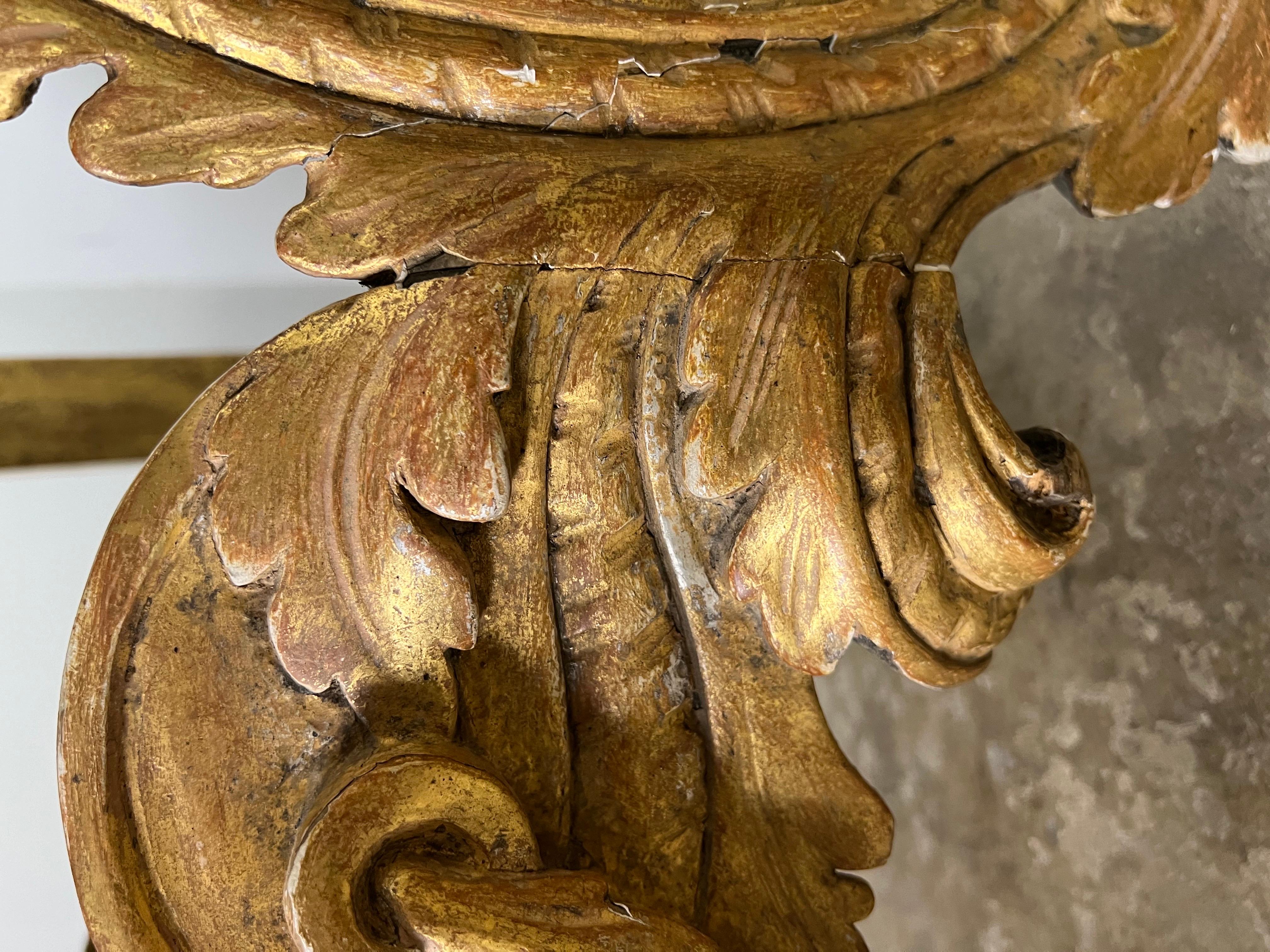 Paire de bancs italiens de style baroque en bois doré, vers 1920 en vente 2