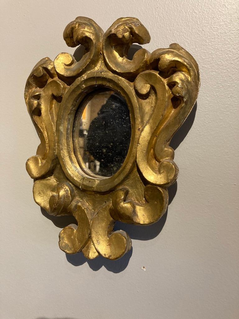 Pair of Italian Baroque Style Gilt Wood Small Scale Mirrors In Good Condition In Stamford, CT