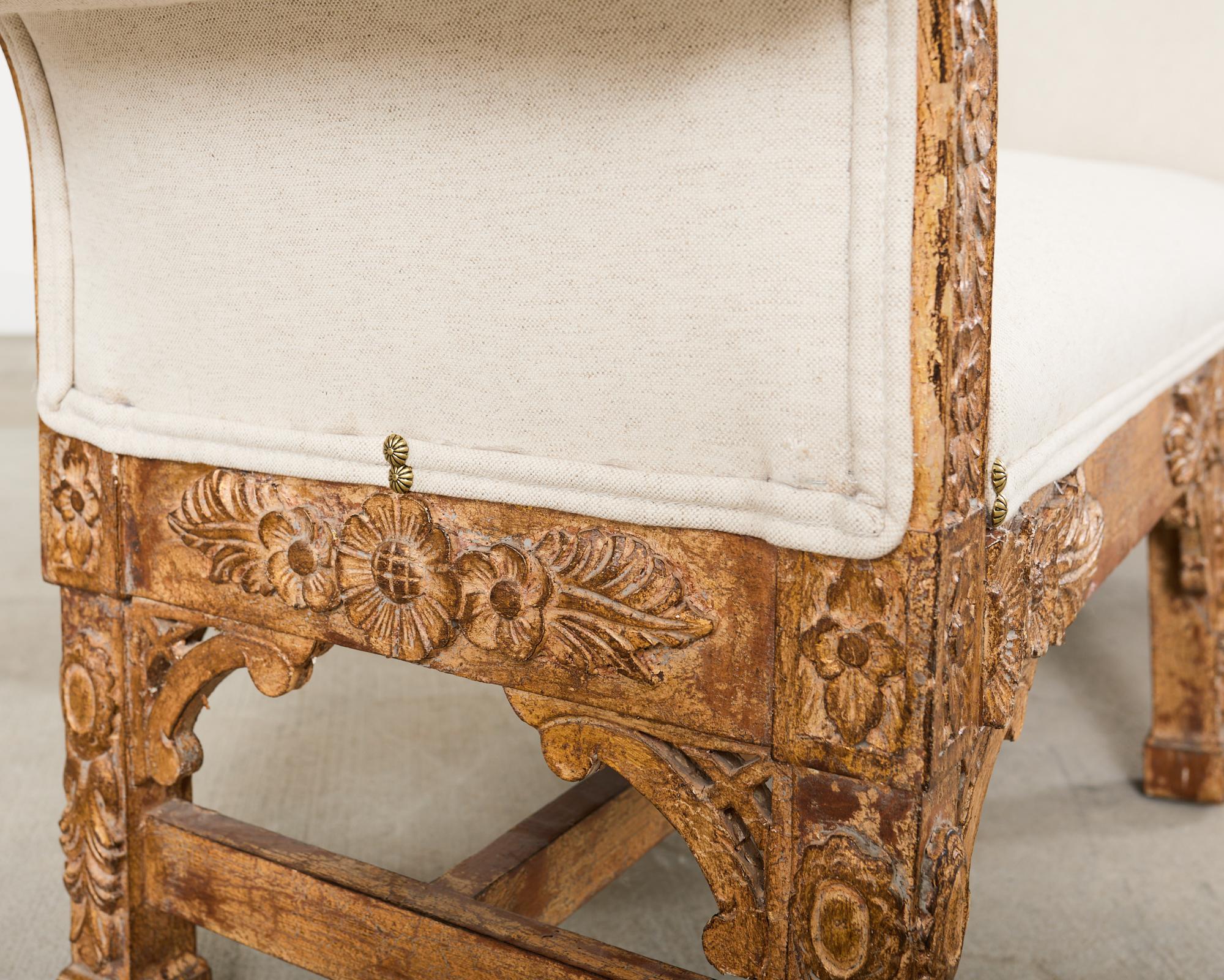 Paar italienische Barock-Stil Scroll Arm Bänke 5 Ft. im Angebot 3