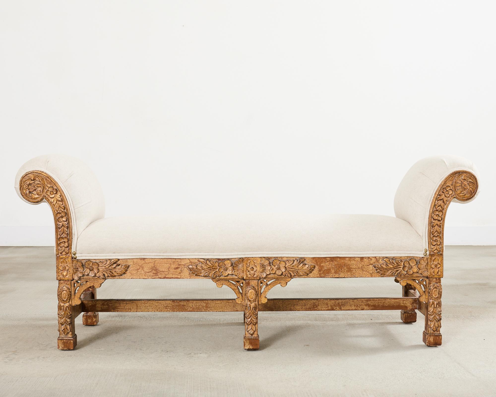 Paar italienische Barock-Stil Scroll Arm Bänke 5 Ft. im Angebot 9