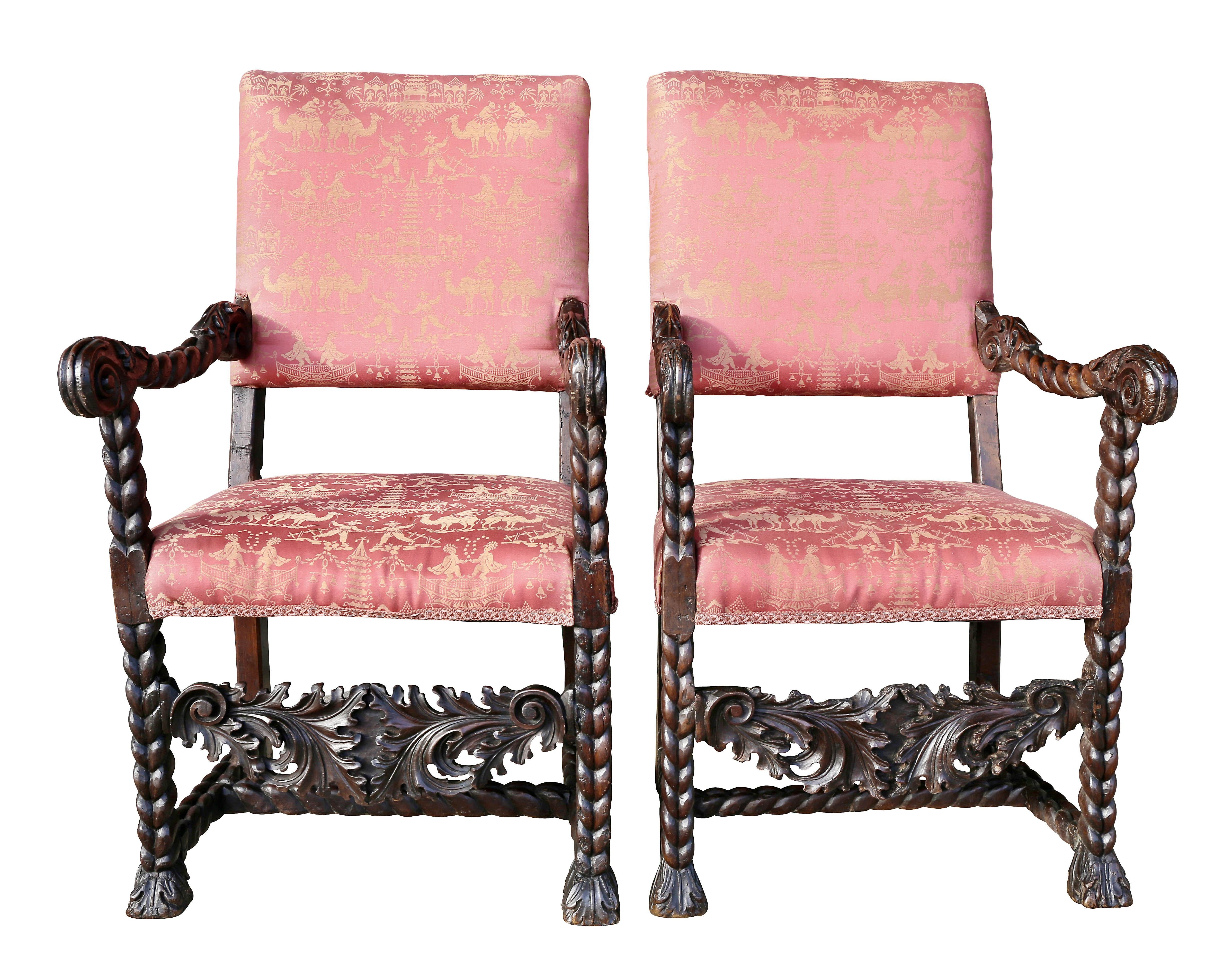 Paar italienische Barock-Sessel aus Nussbaumholz (Walnuss)