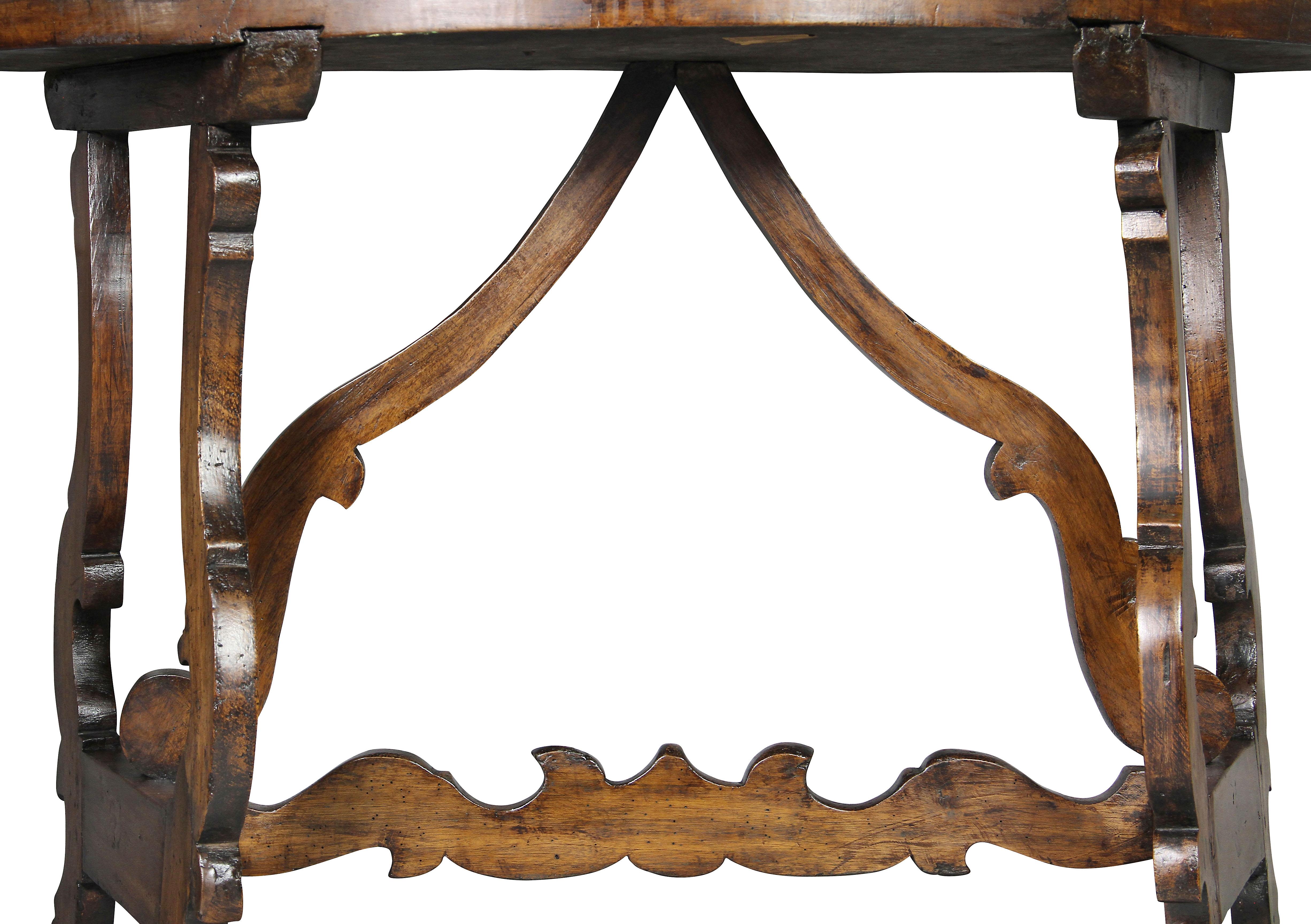 Early 18th Century Pair of Italian Baroque Walnut Console Tables