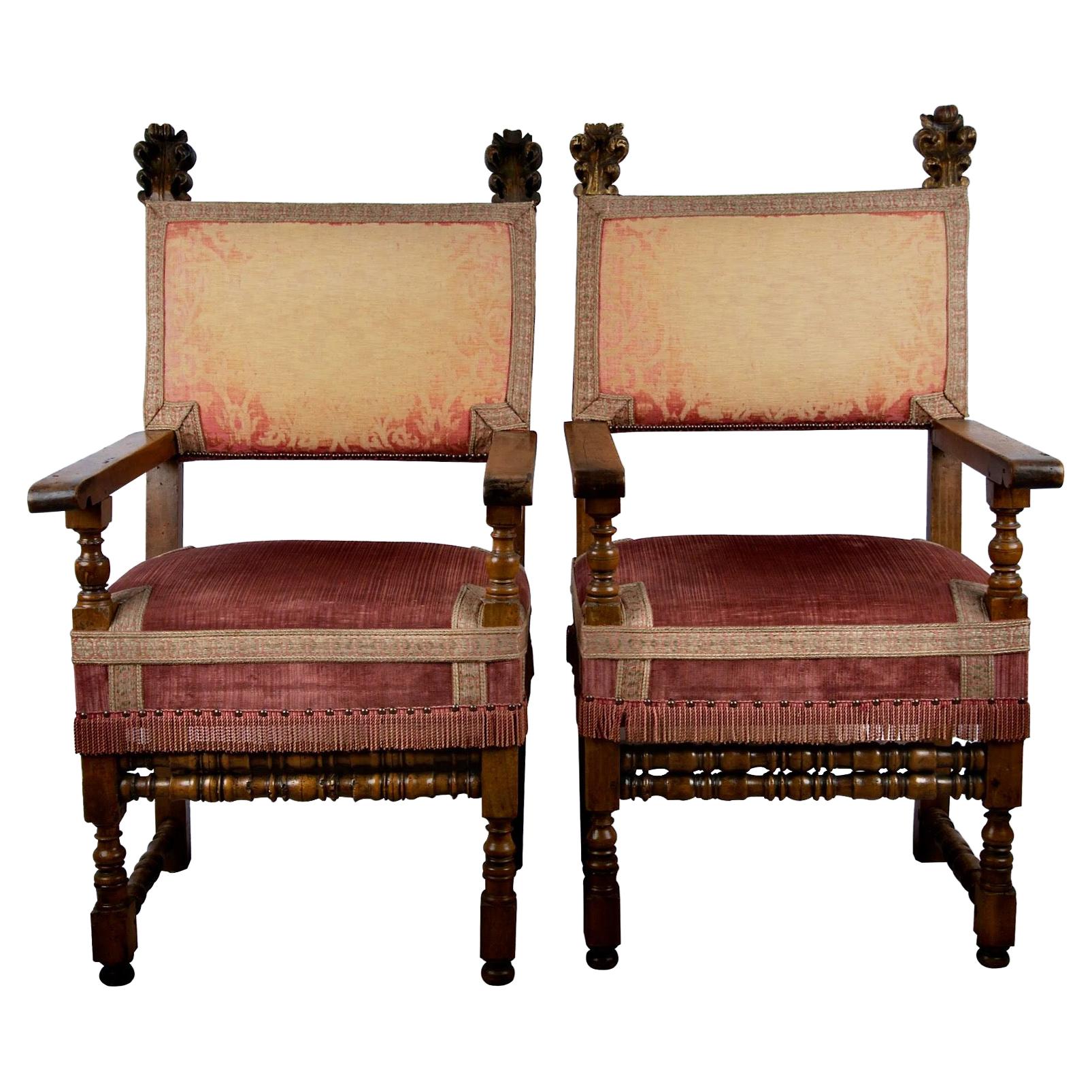 Paar italienische Barockstühle im Stil der Renaissance im Angebot