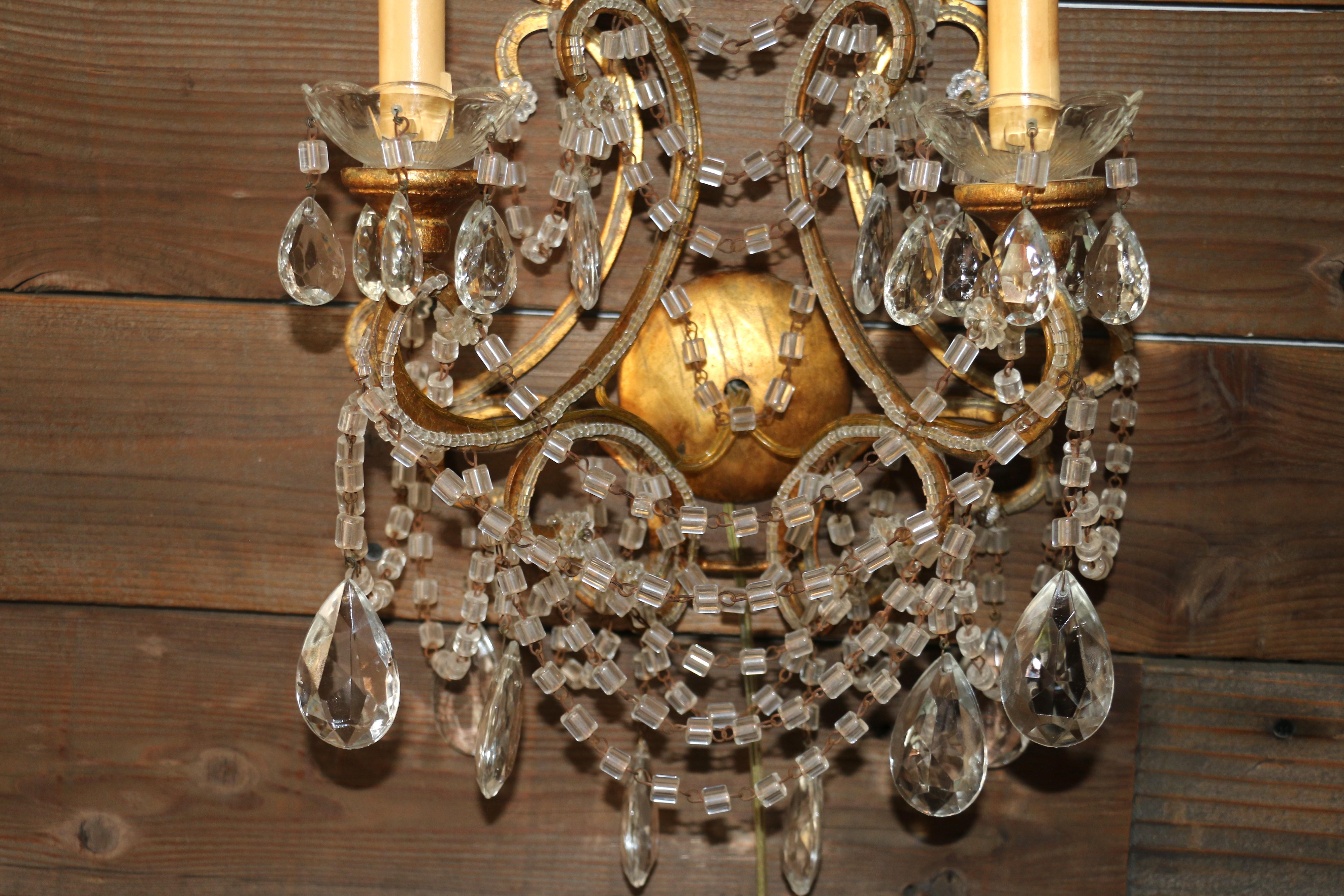 Paire d'appliques italiennes à trois lumières perlées, vers 1940 en vente 3