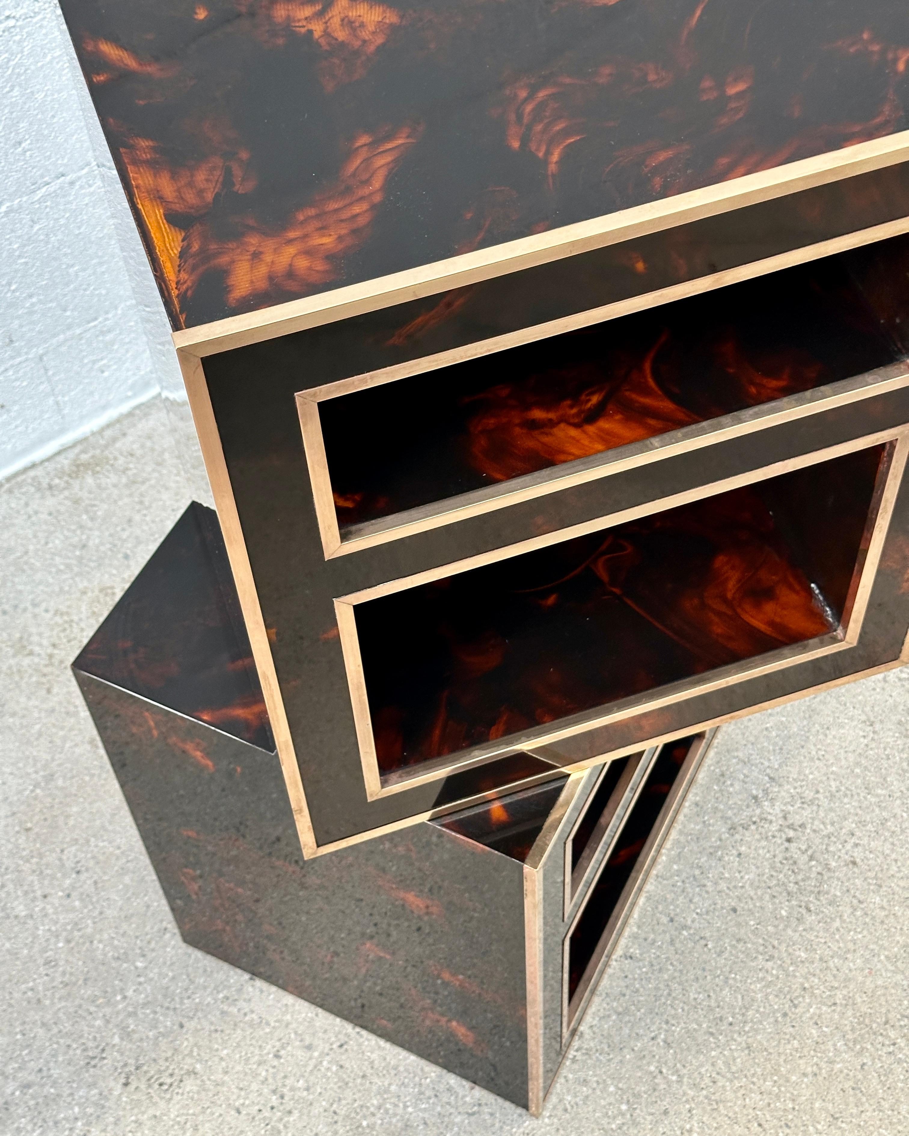 Pair of Italian bedside tables 1970. stamped (ND) Made in Italy. lacquer brass For Sale 5