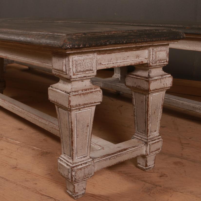Stunning pair of 19th century painted Italian benches, 1860.

Dimensions:
97.5 inches (248 cms) wide
16 inches (41 cms) deep
18 inches (46 cms) high.

 