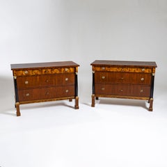 Pair of Italian Biedermeier Chests of Drawers, early 19th Century
