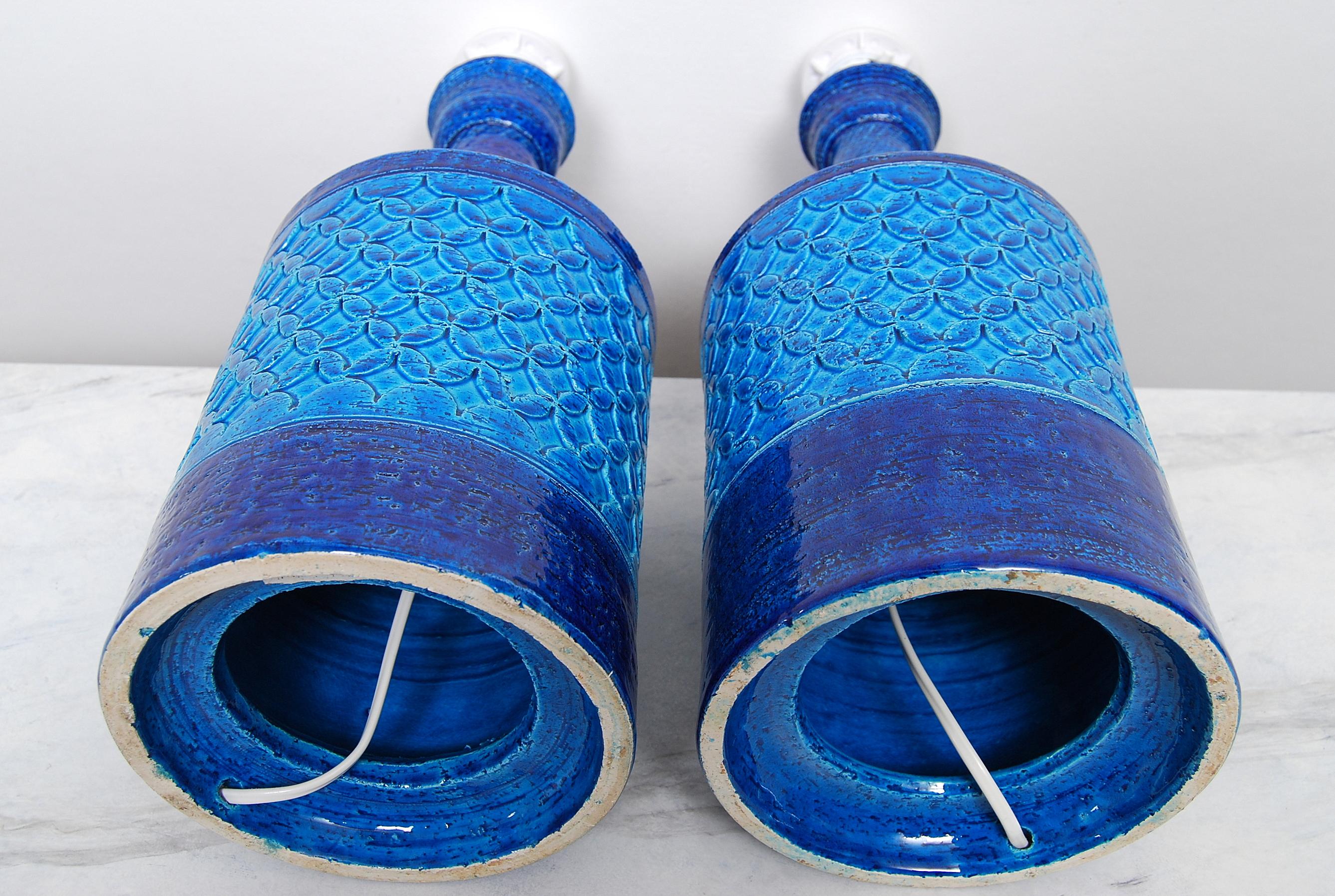Late 20th Century Pair of Italian Bitossi Classic Blue Chamotte Table Lamps