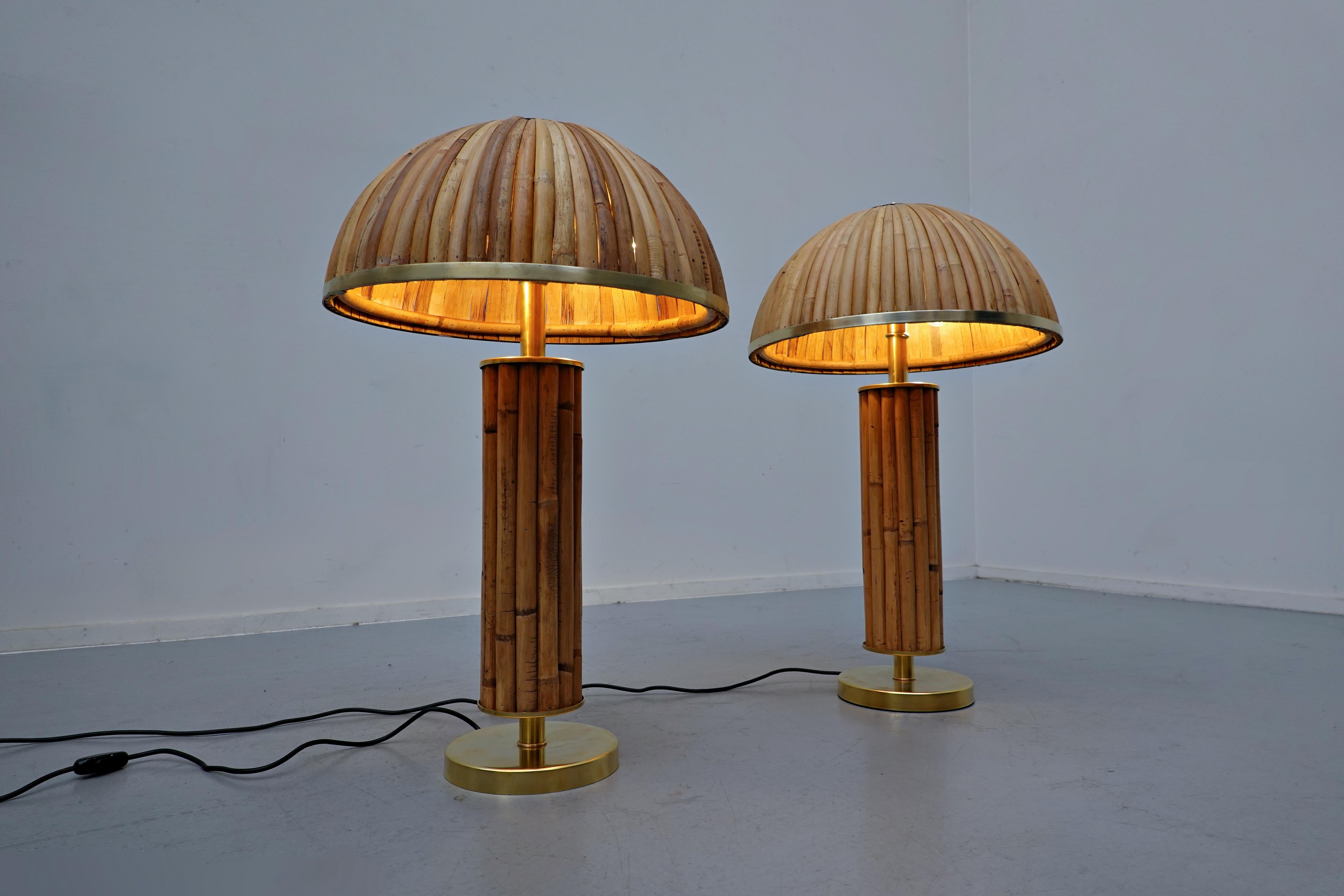 Pair of Italian Brass and Bamboo Table Lamp In Good Condition For Sale In Brussels, BE