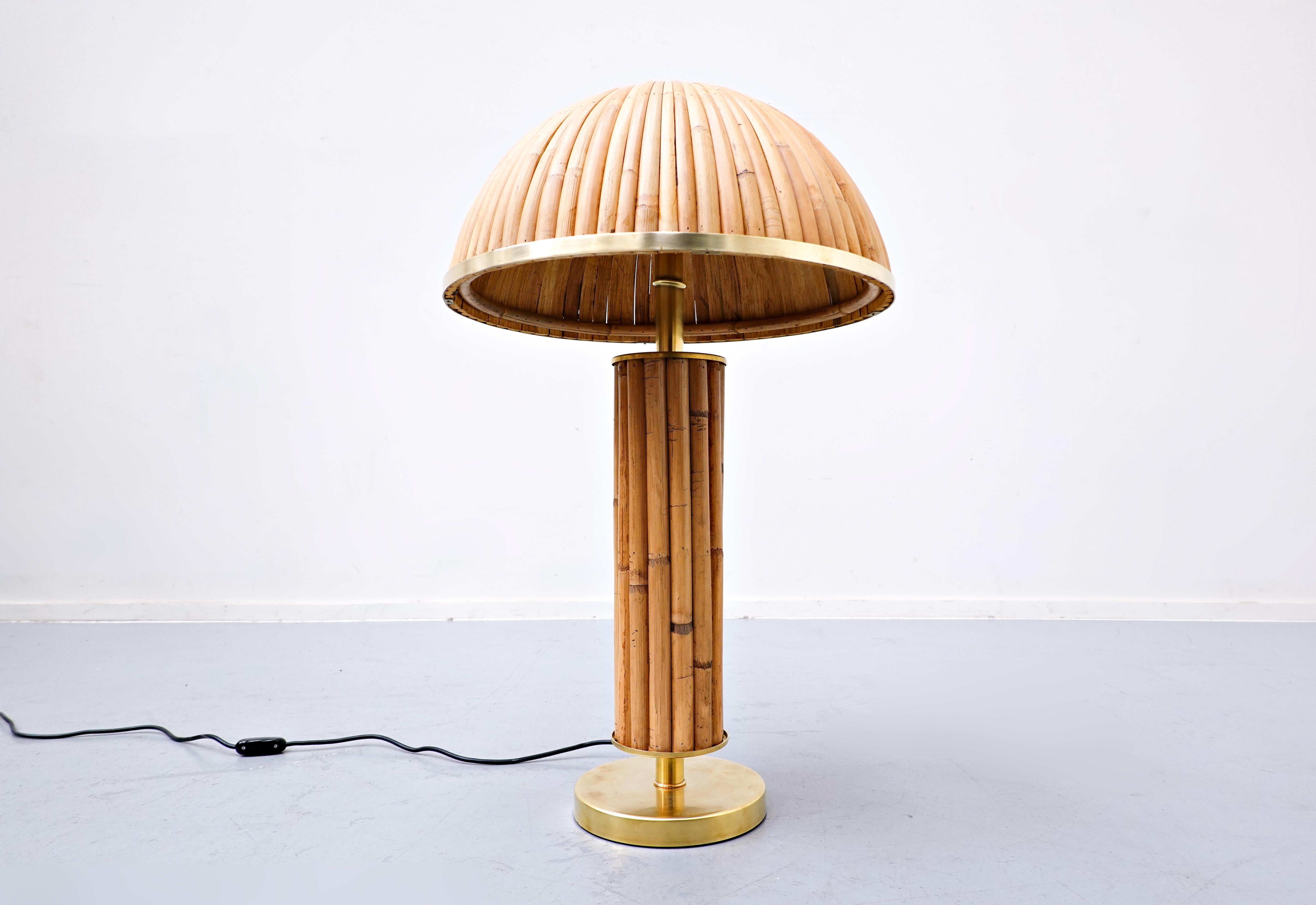 Pair of Italian Brass and Bamboo Table Lamp For Sale 2