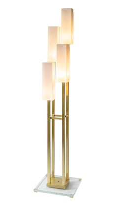 Coppia di lampade da terra italiane in vetro e ottone