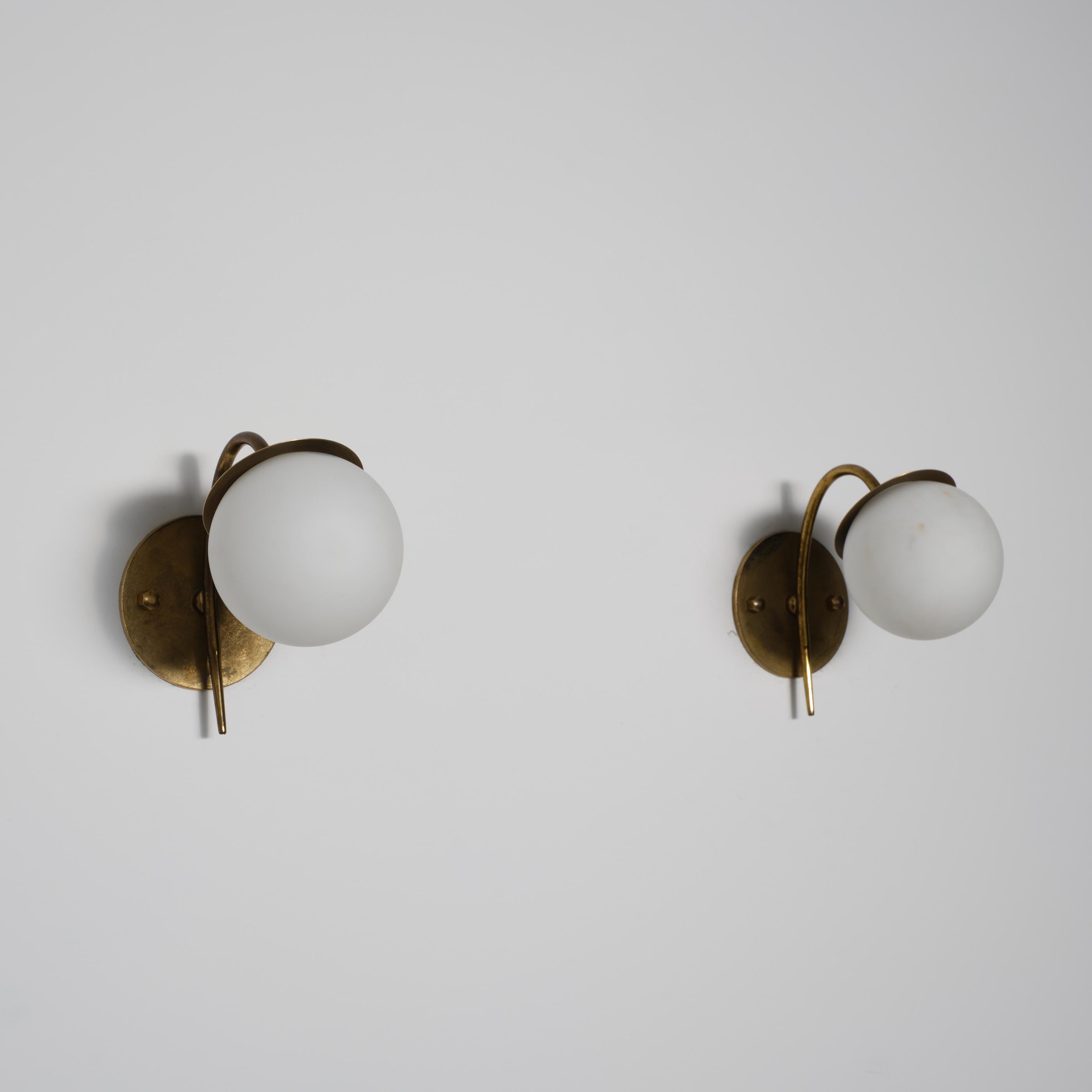 Pair of Italian Brass and Opaline Glass Wall Sconces, 1950s For Sale 1