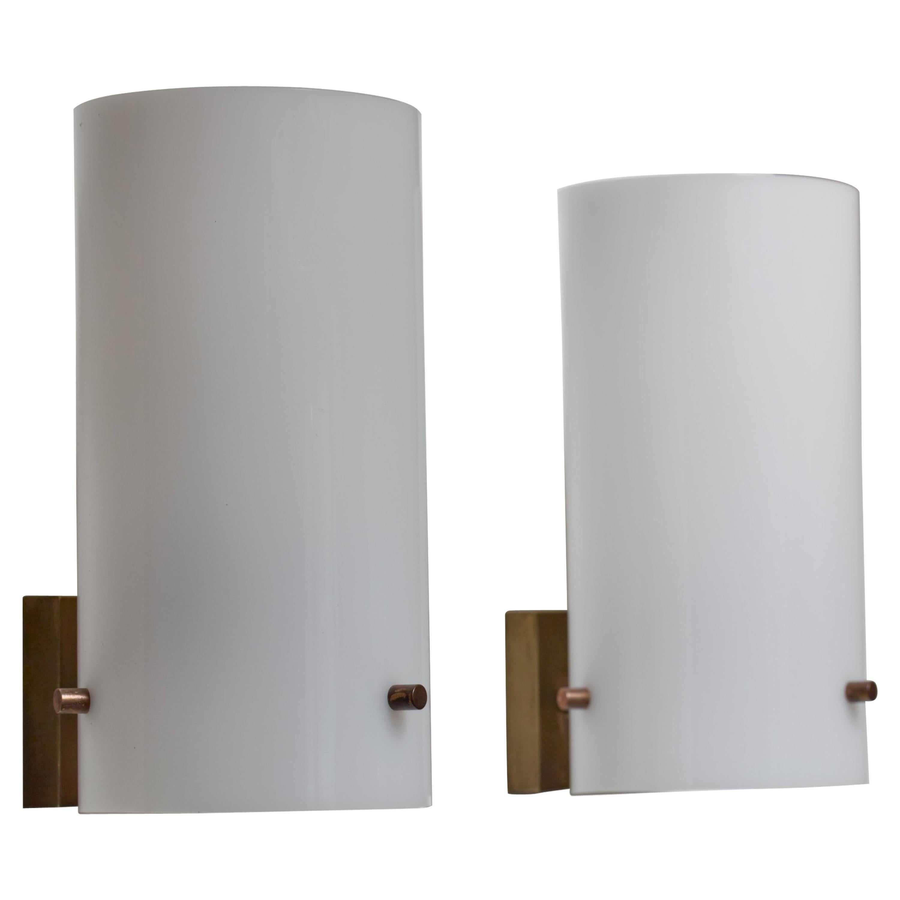 Pair of Italian Brass and Plexiglass Wall Sconces, 1960s For Sale