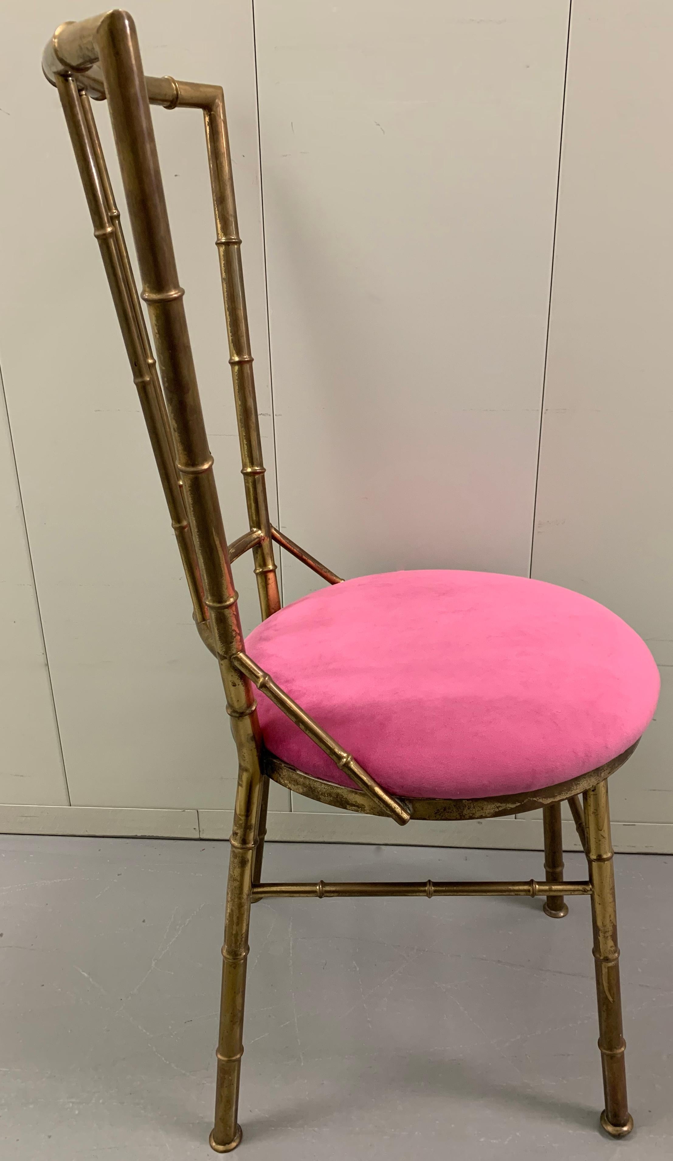 Paire de chaises d'appoint italiennes en laiton et bambou Bon état - En vente à Stamford, CT