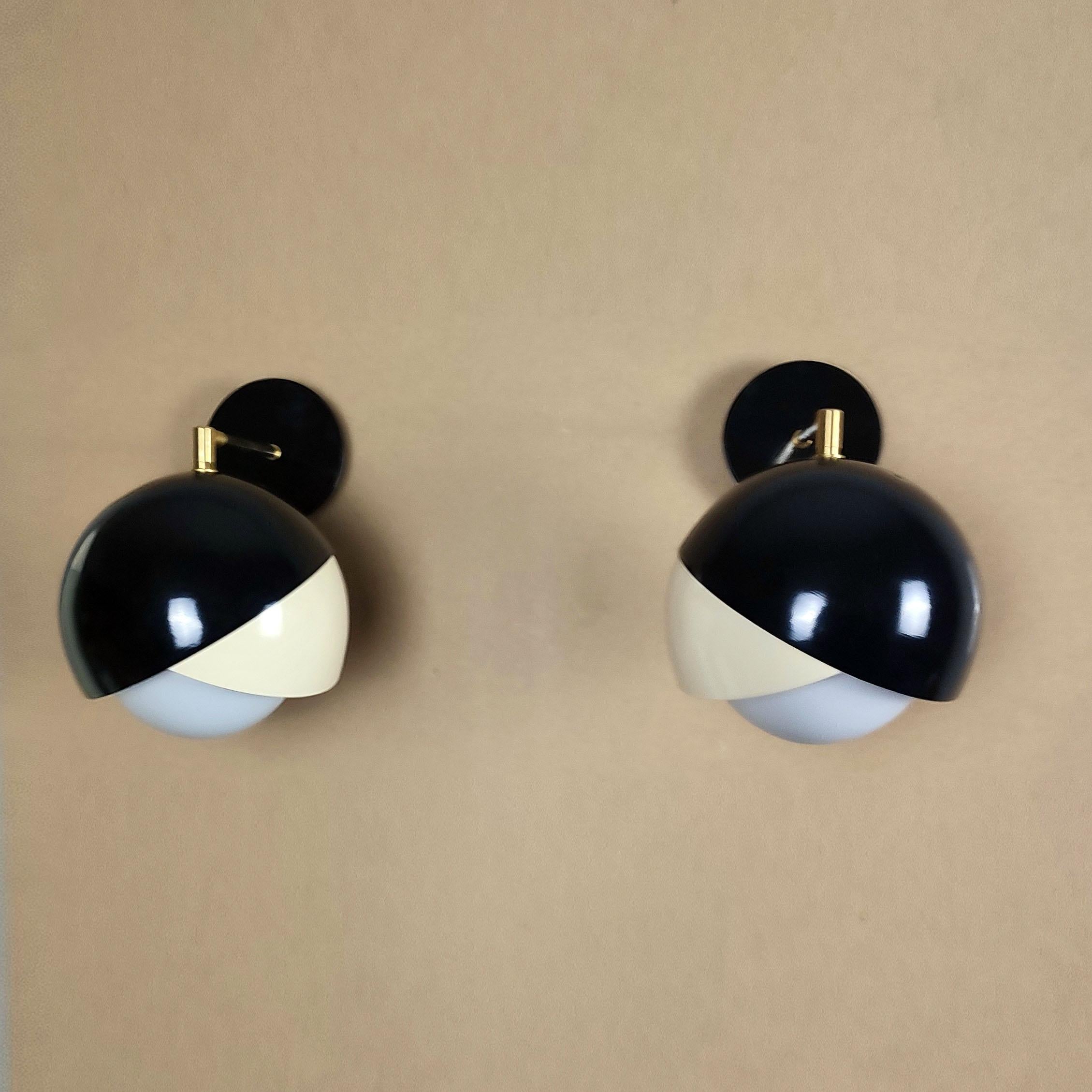 Pair of Italian Brass, Black Lacquer and Satin Glass Adjustable Wall Lights For Sale 4