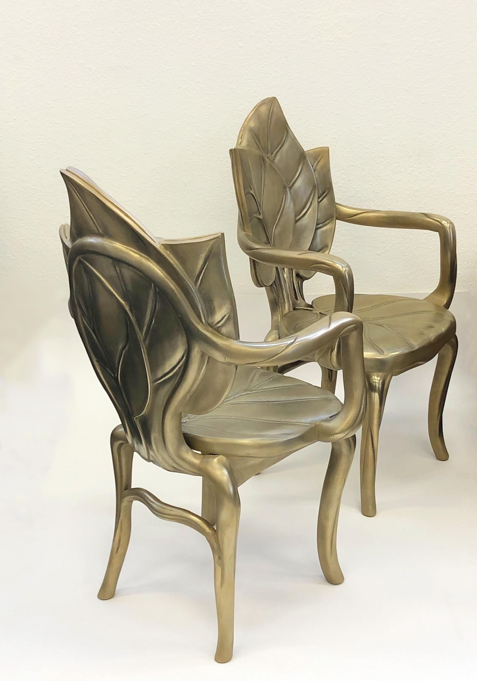 Hand-Carved Pair of Italian Brass Carved Wooden Leaf Armchairs by Bartolozzi and Maioli For Sale