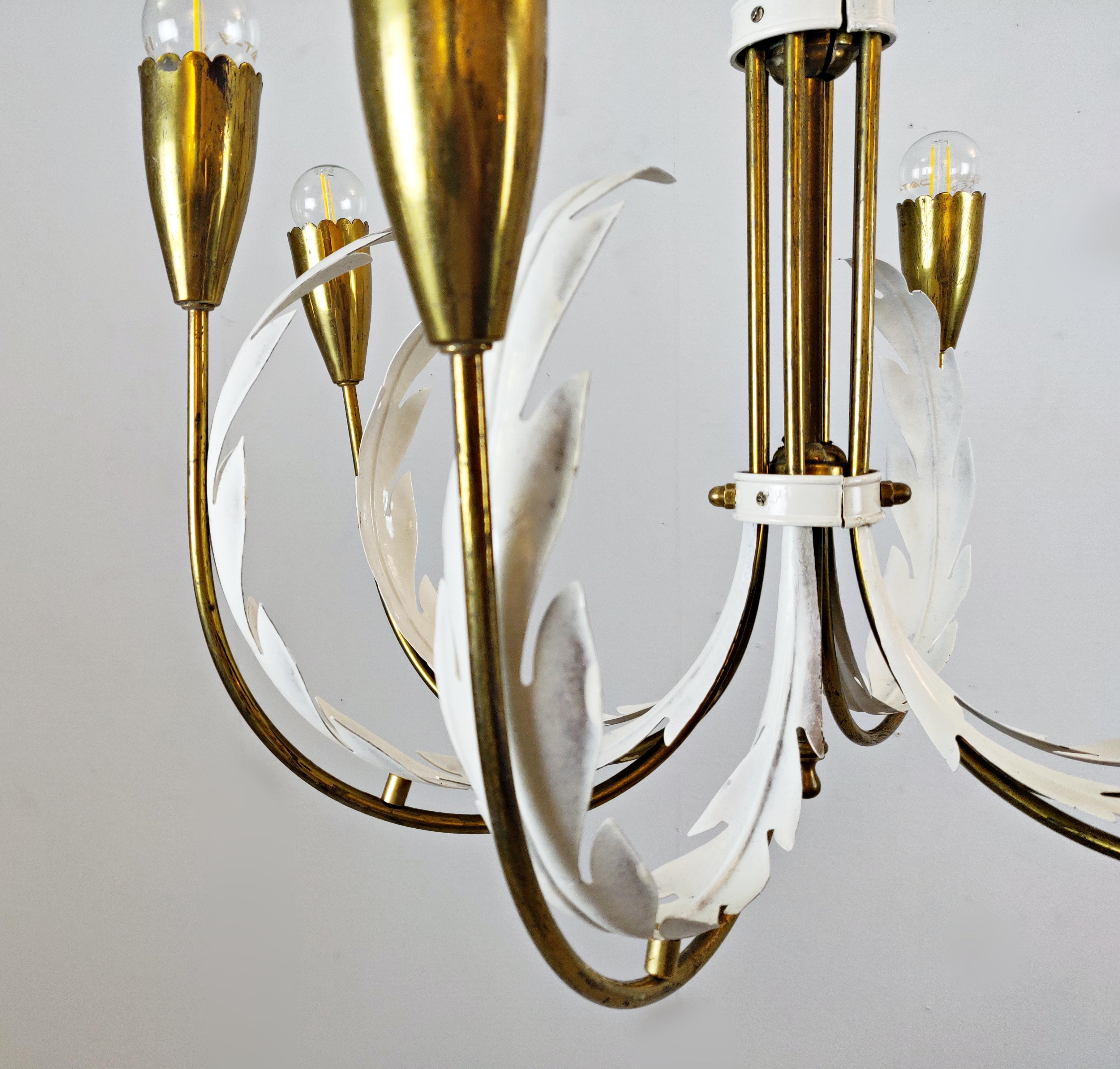 Pair of Italian Brass Chandeliers In Good Condition For Sale In Brussels, BE