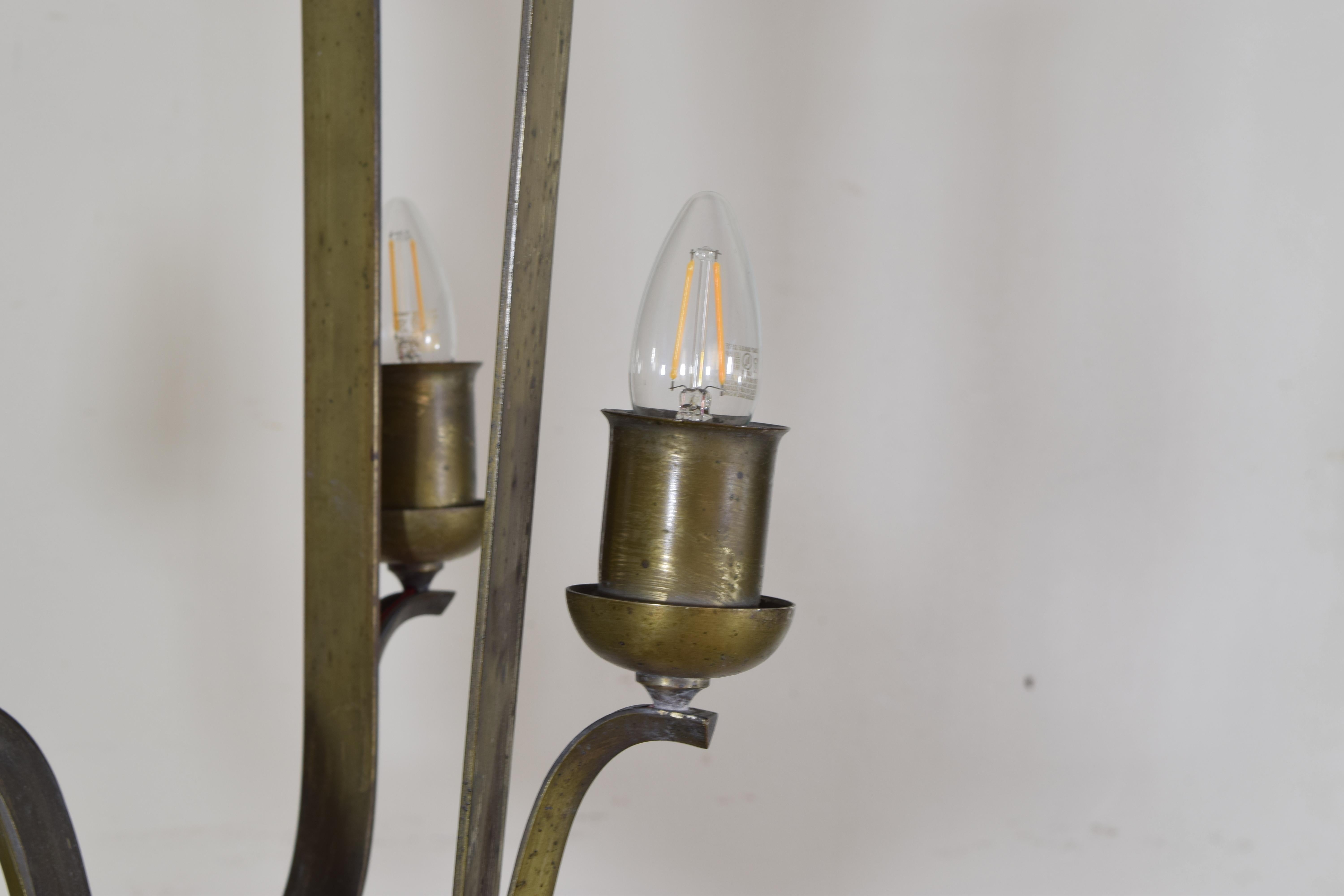 Pair of Italian Brass Mid-20th Century Six-Light Chandeliers 5
