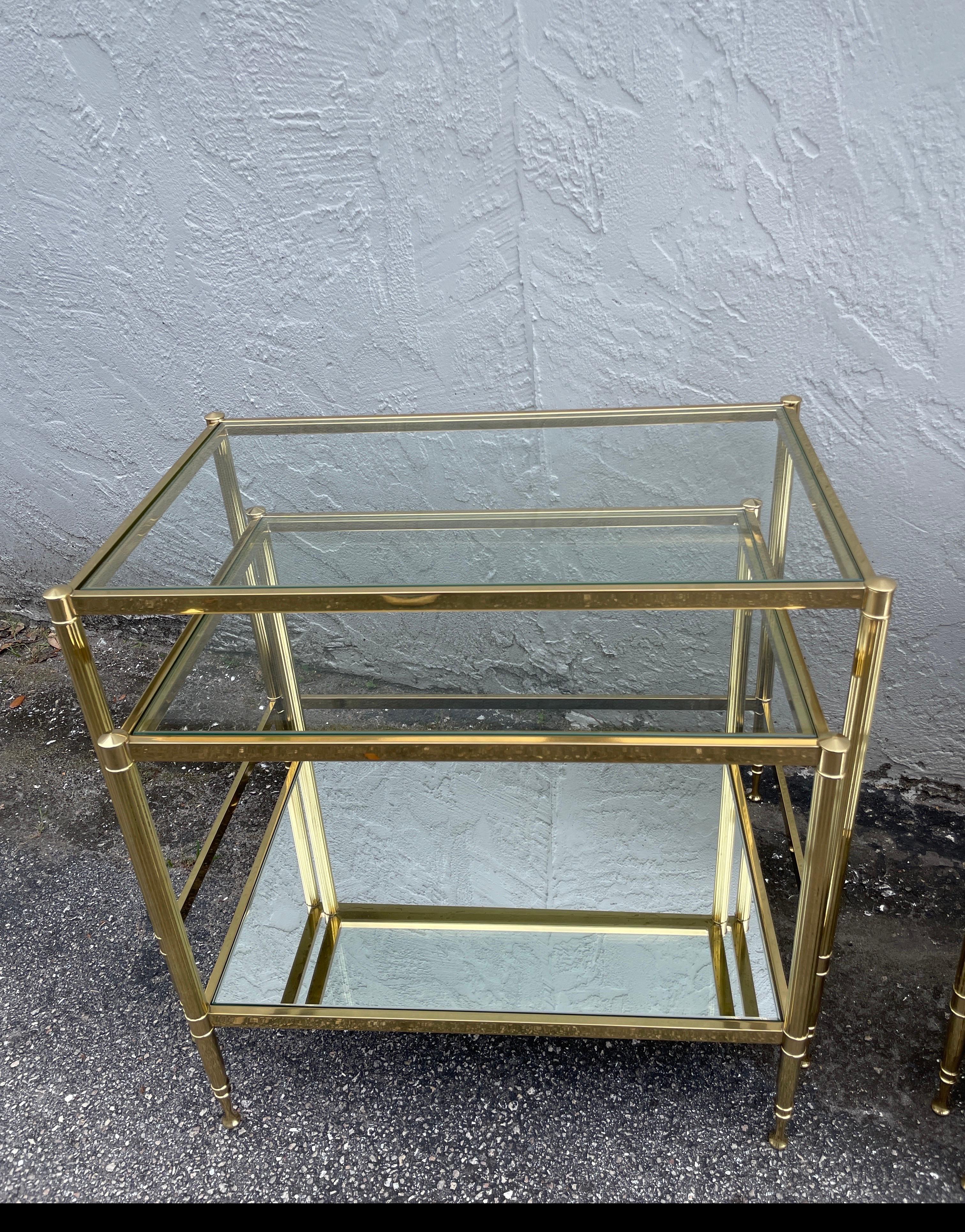 Paar italienische Stapeltische aus Messing von Maison Bagues im Angebot 4