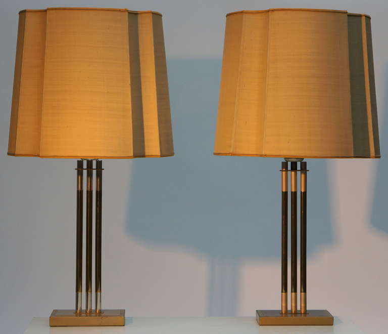 Two Italian brass table lamps.
In the manner of Willy Rizzo, circa 1970.

Measures: Diameter 40 cm.
Height 77 cm.
