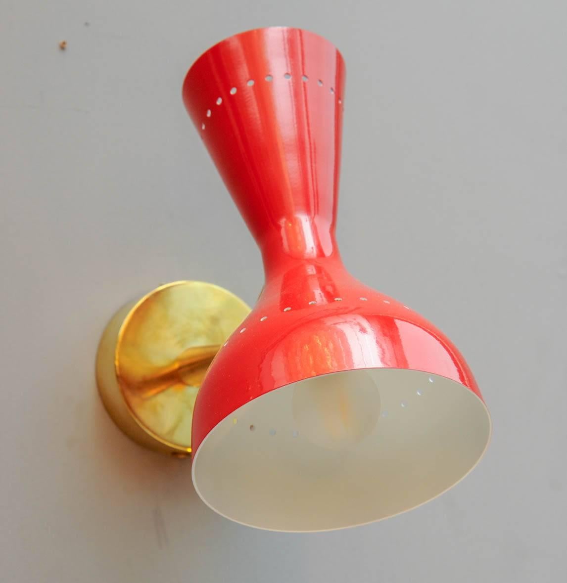 Pair of Italian Bright Red Cones Wall Sconces In Excellent Condition In Saint-Ouen, IDF