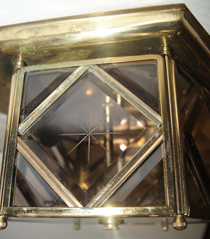 Paire de luminaires italiens en bronze à poser ou suspendre, vendus individuellement  Bon état - En vente à New York, NY
