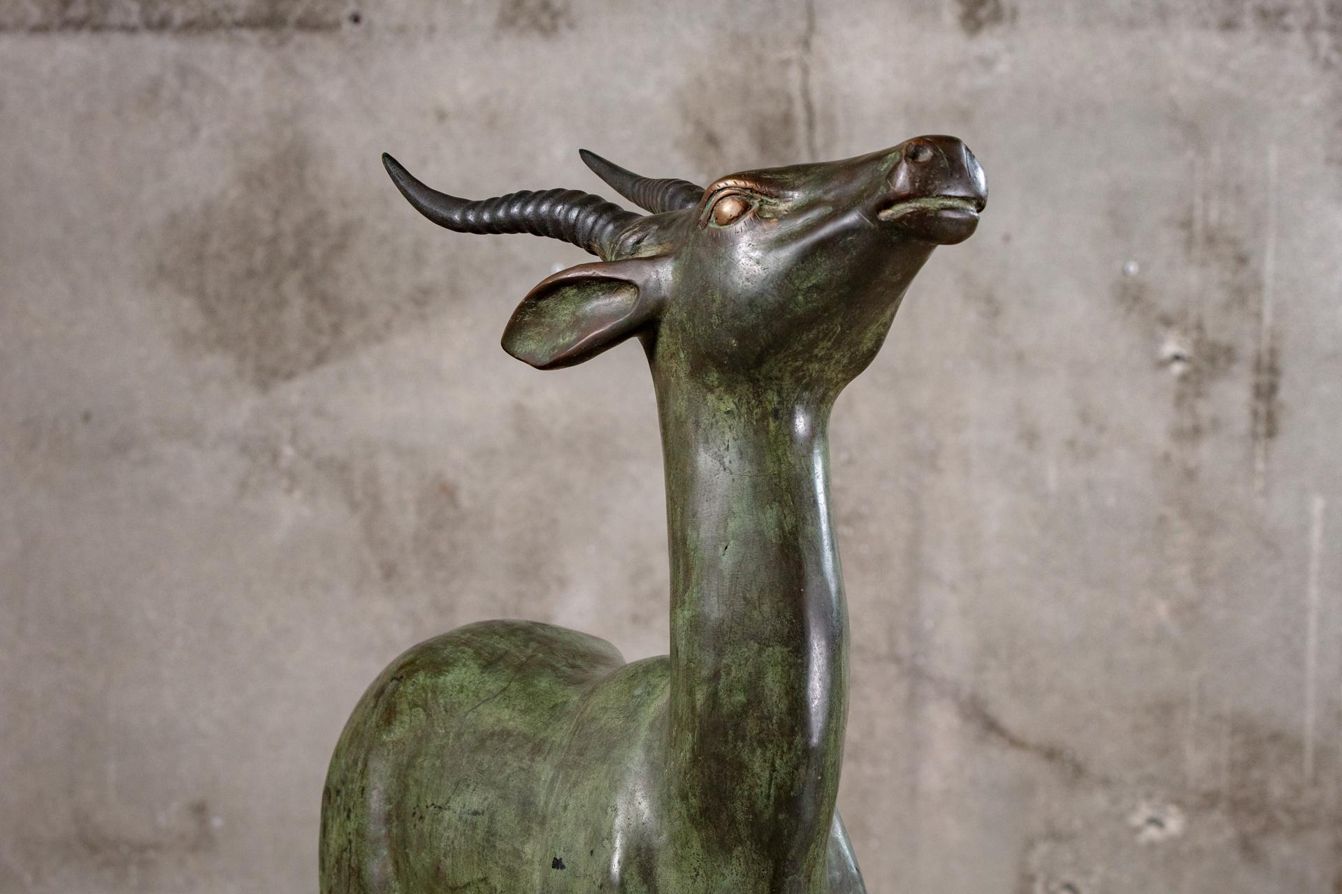 Style Adam Paire de cerfs italiens debout en bronze en vente