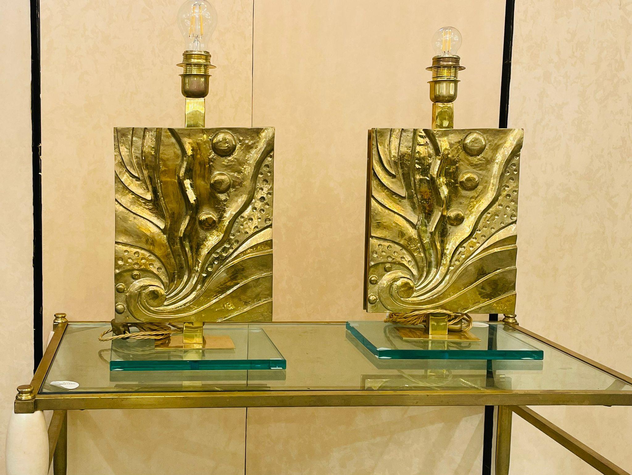 Organic Modern Pair of Italian Bronze Table Lamps For Sale