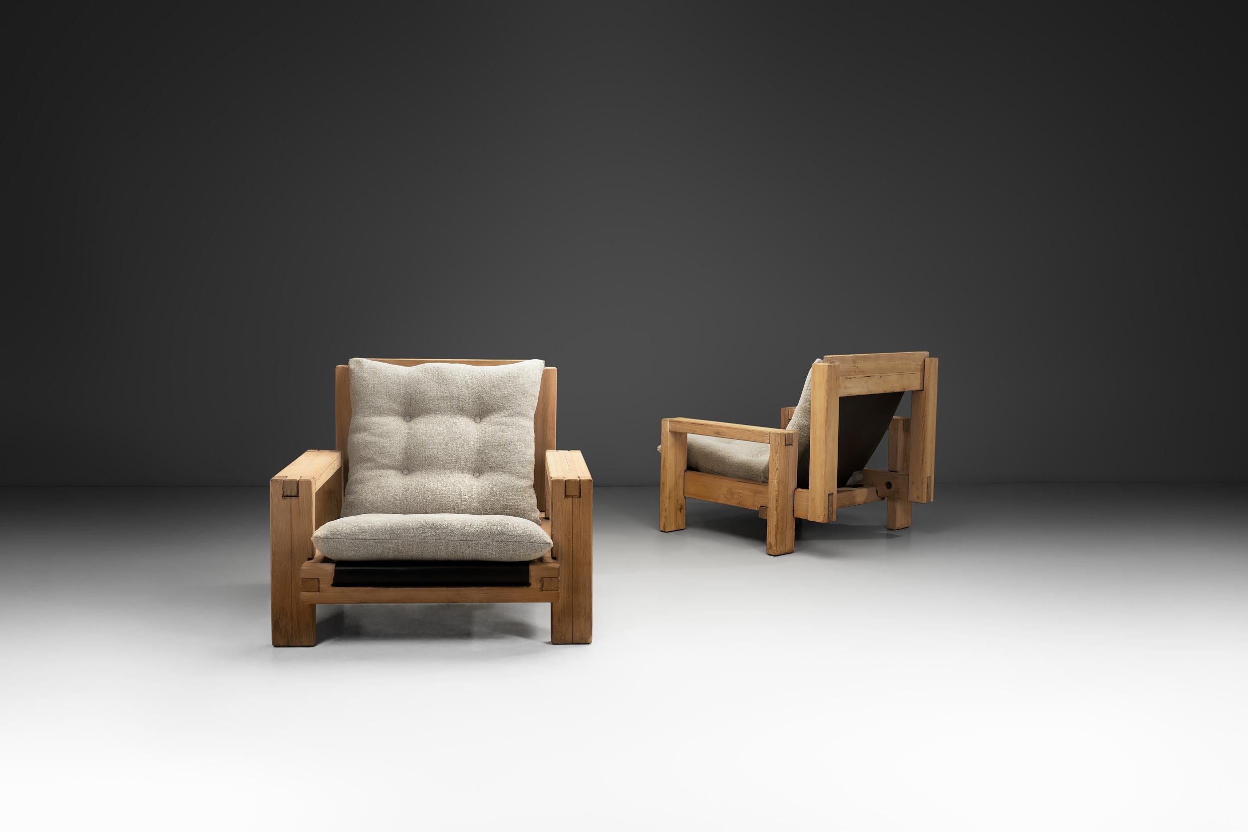 Brutalisme Paire de fauteuils italiens brutalistes, Italie, 1970 en vente