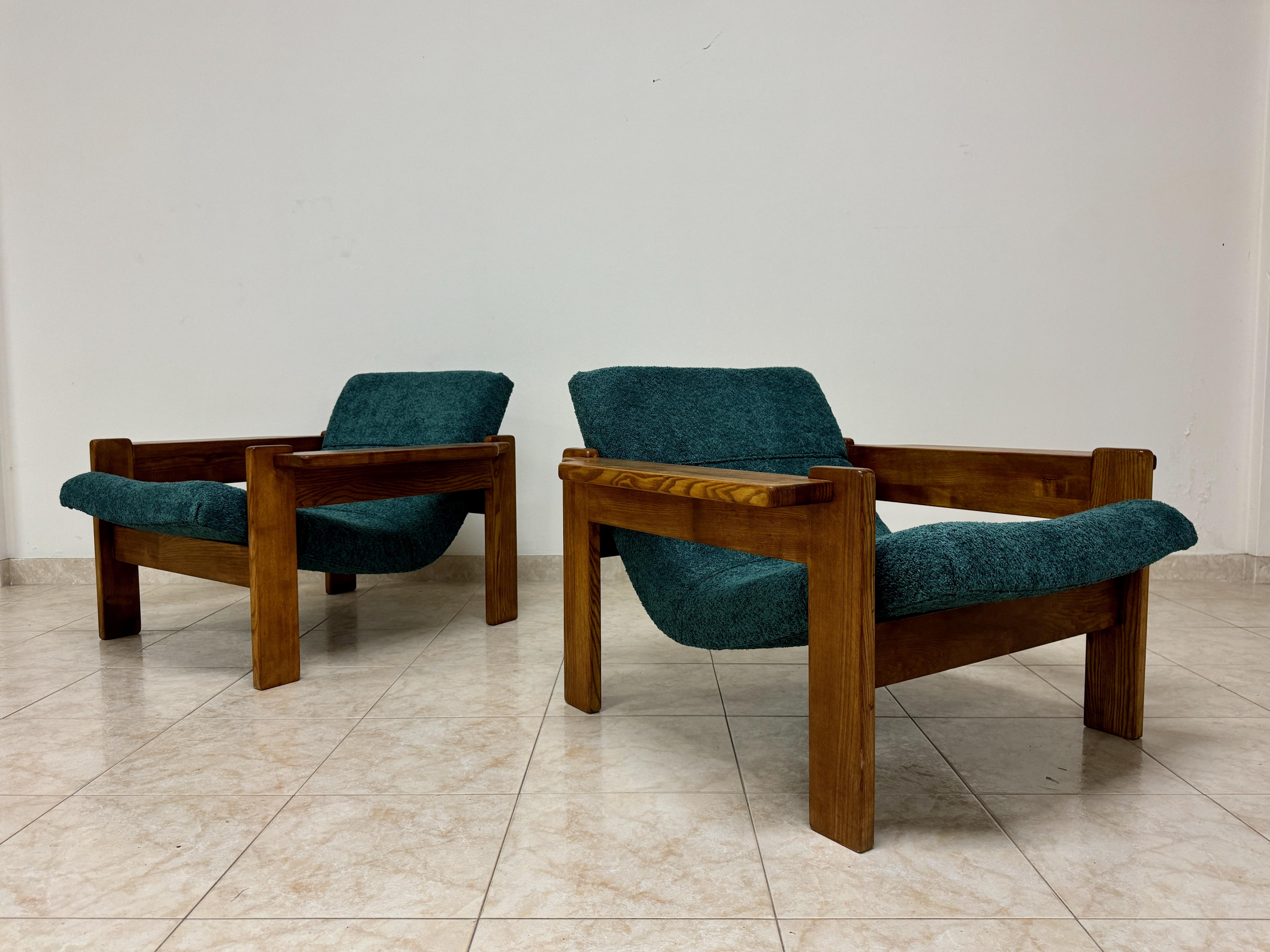 Pareja de sillones italianos de estilo brutalista en venta 4