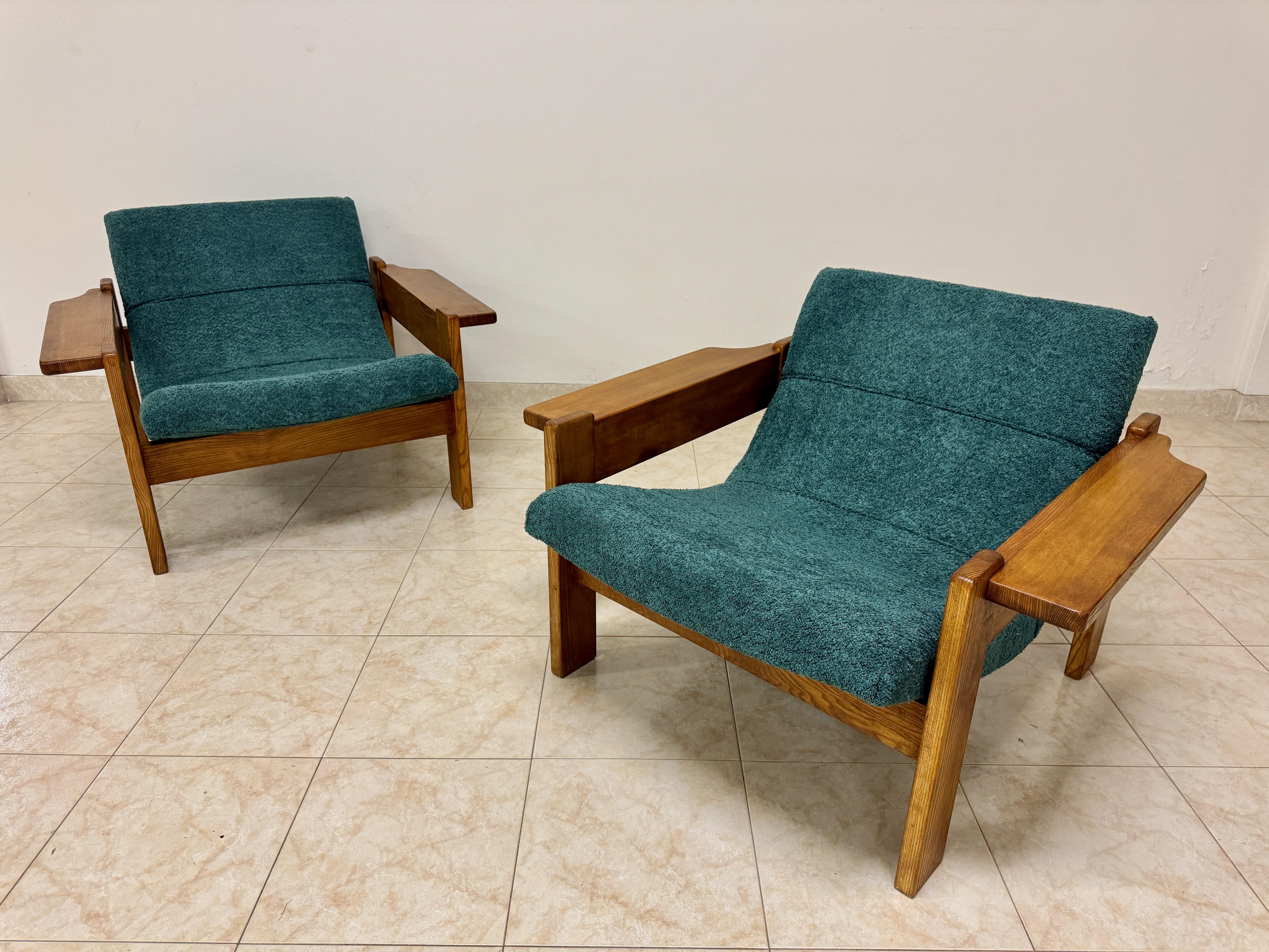 Pareja de sillones italianos de estilo brutalista en venta 6