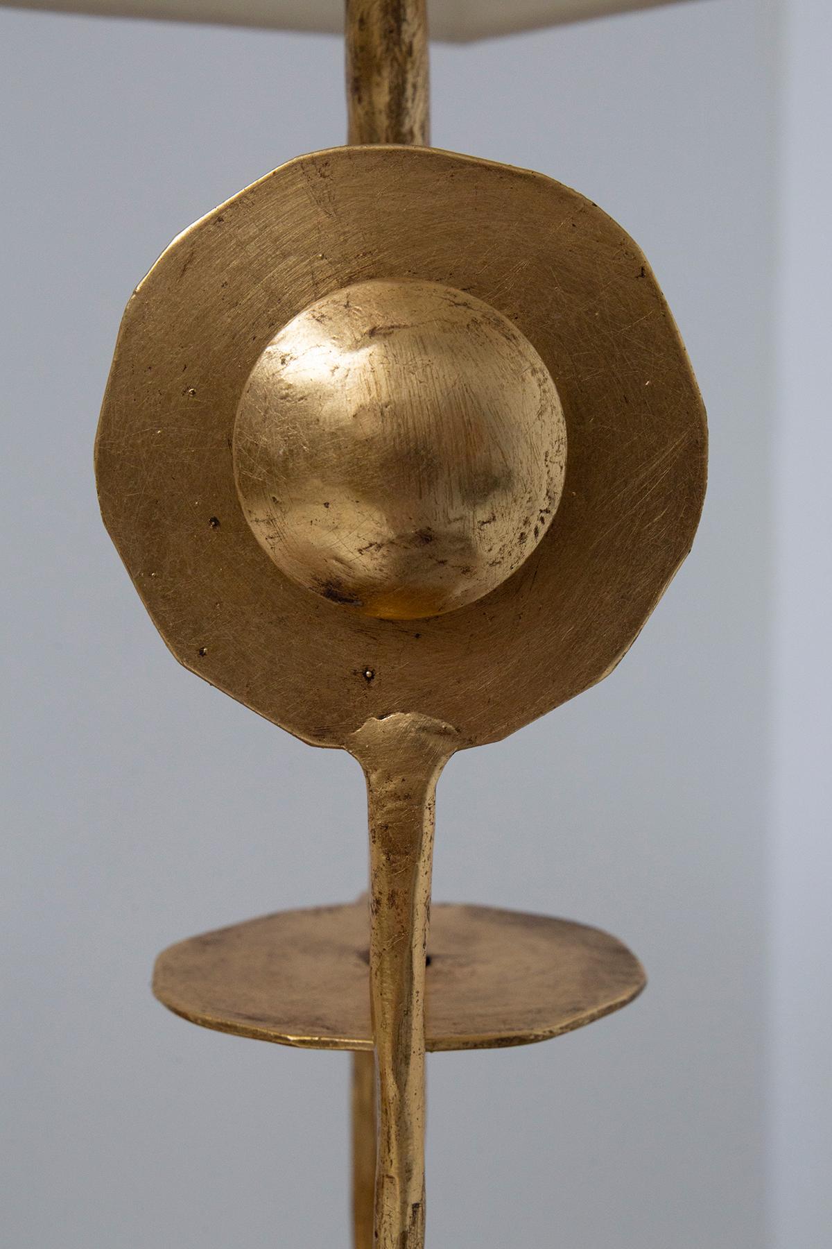 Pair of Italian Brutalist table lamps in gilded metal 4