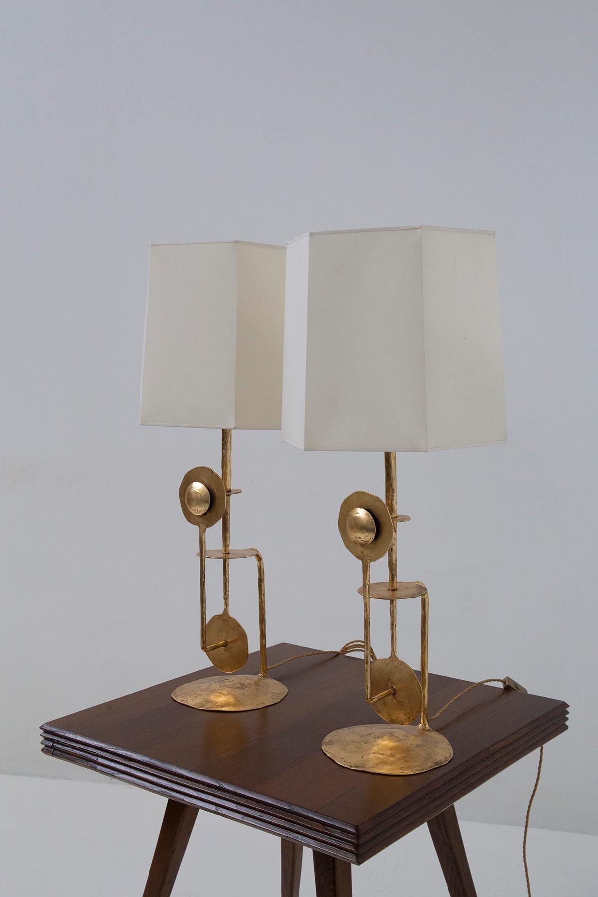 Pair of Italian Brutalist table lamps in gilded metal 1