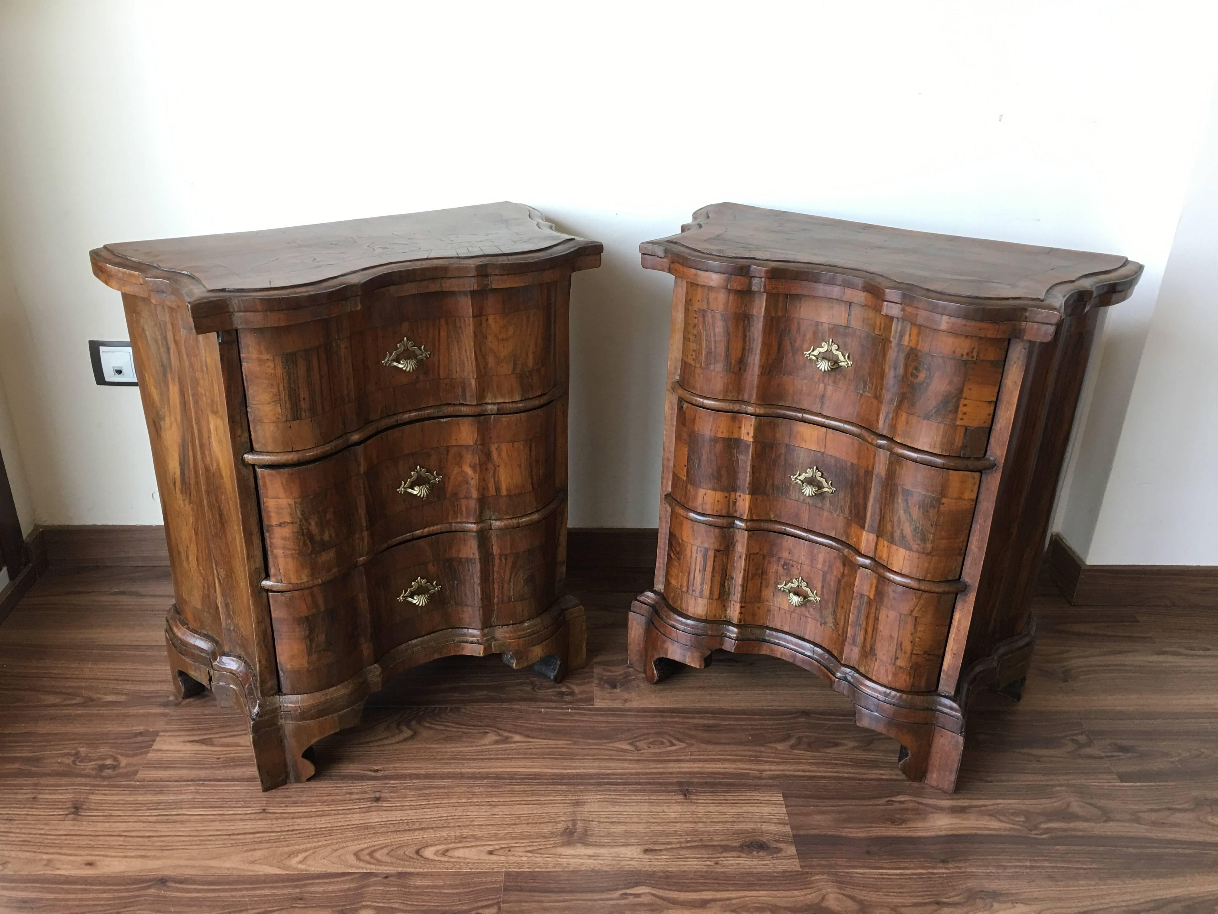 Pair of Italian Burl Walnut and Fruitwood Bedside Commodes, 19th Century 1