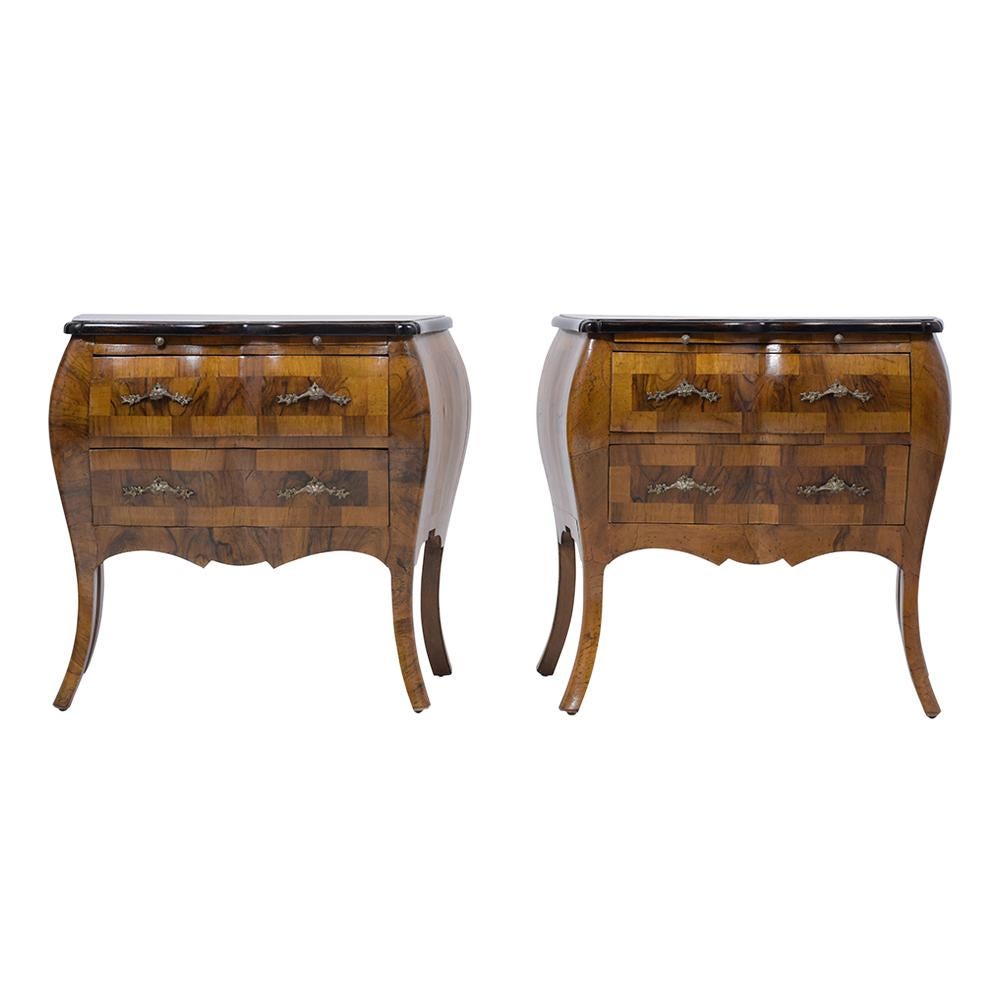 Baroque Pair of Italian Burl Nightstands