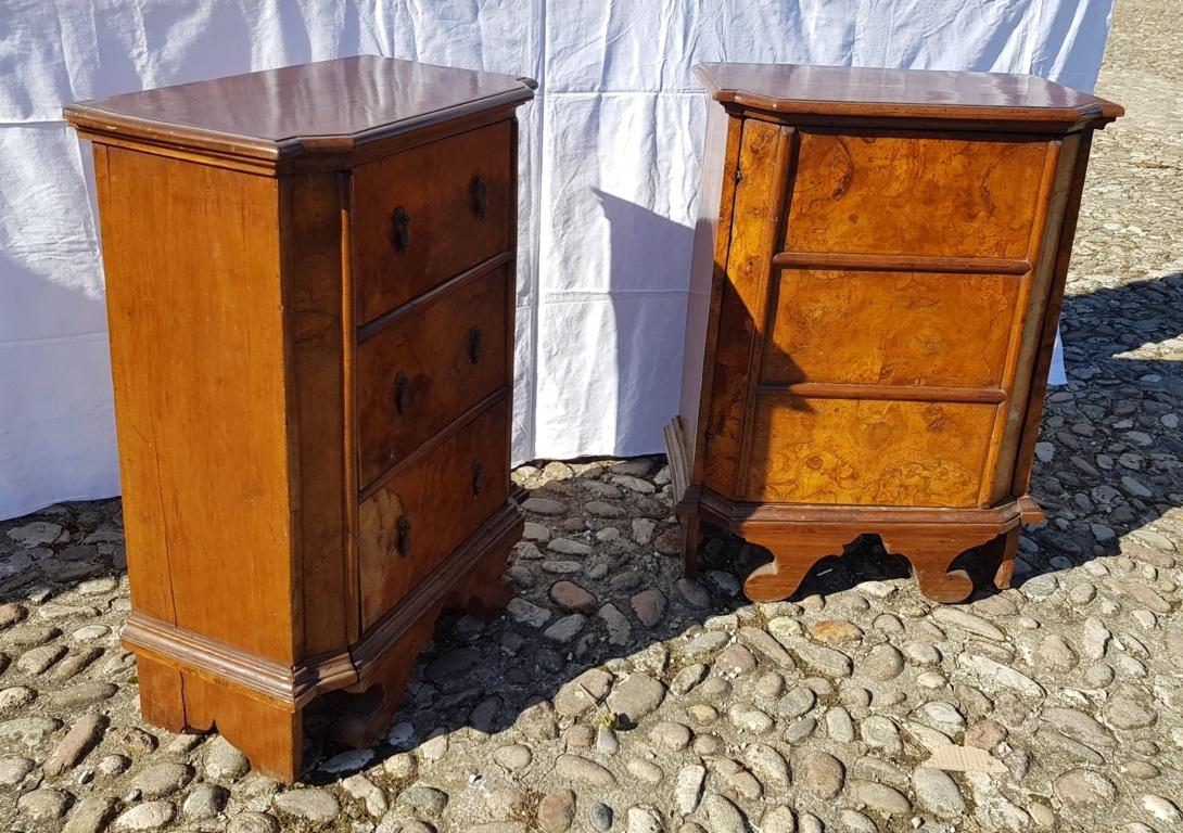 Pair of Italian Cabinets, Italy 18th Century, Italian Bedside Chest of Drawers In Good Condition For Sale In Varmo, IT