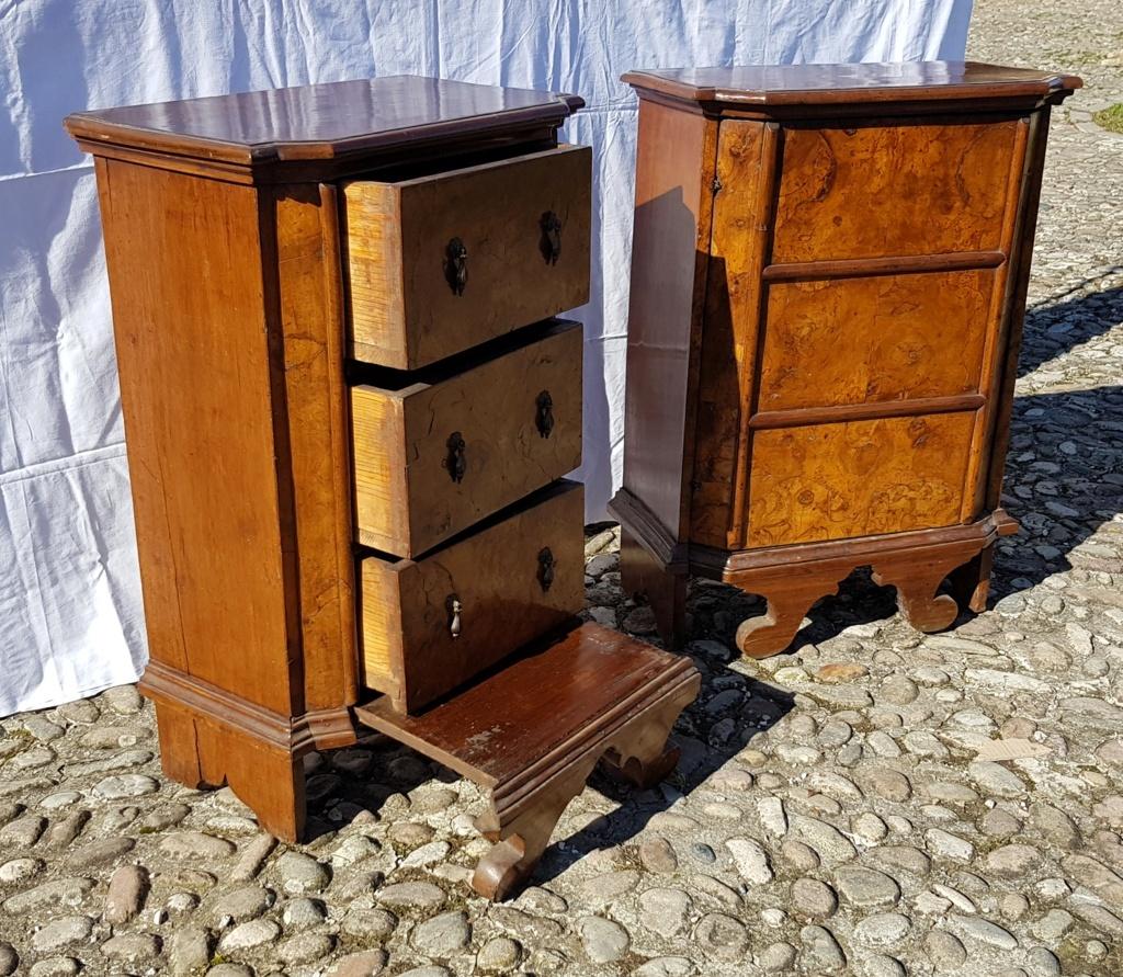 17th Century Pair of Italian Cabinets, Italy 18th Century, Italian Bedside Chest of Drawers For Sale