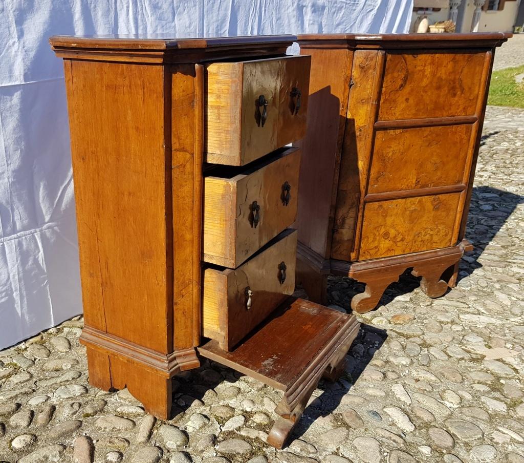 Wood Pair of Italian Cabinets, Italy 18th Century, Italian Bedside Chest of Drawers For Sale