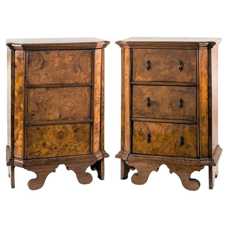 Pair of Italian Cabinets, Italy 18th Century, Italian Bedside Chest of Drawers For Sale