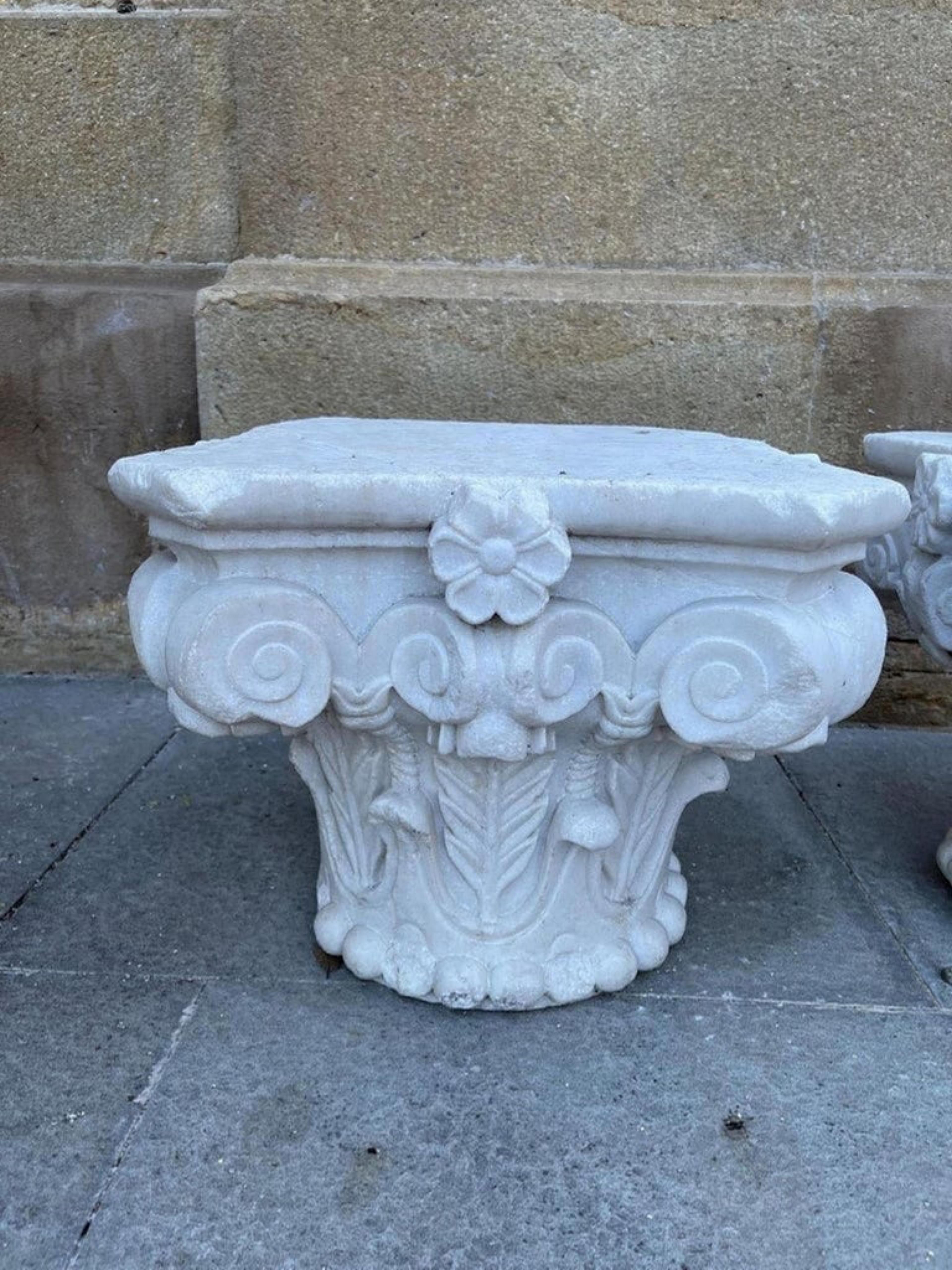 Baroque Pair of Italian Capitals in White Carrara Marble Final 19th / Early 20th Century For Sale