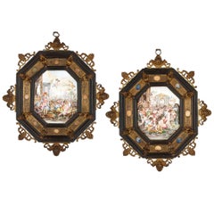 Paire de plaques italiennes en porcelaine peinte de Capodimonte